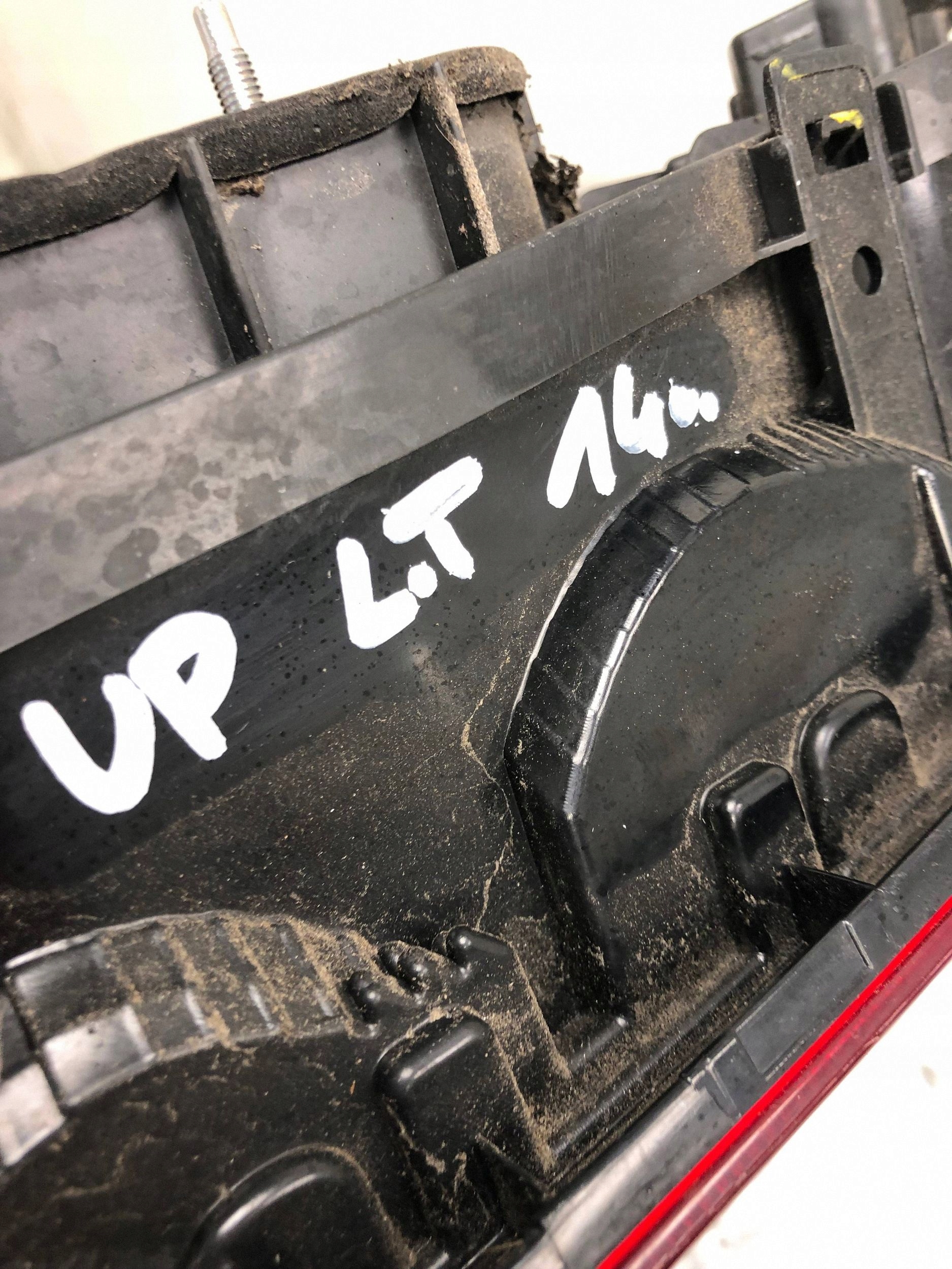 light left rear part VW UP 1S0945095G