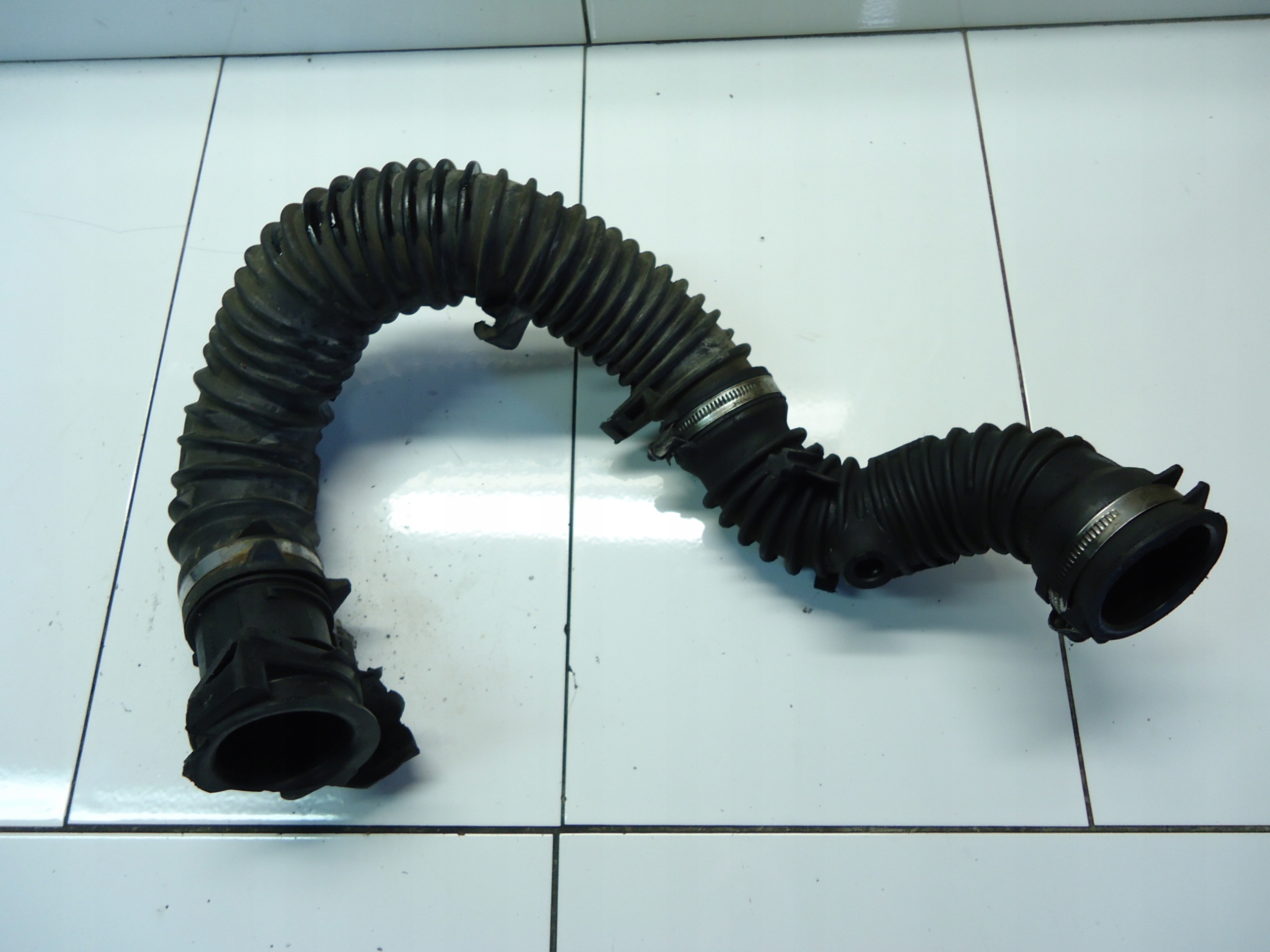 RENAULT MASTER II 2.5DCI pipe air 8200806067A
