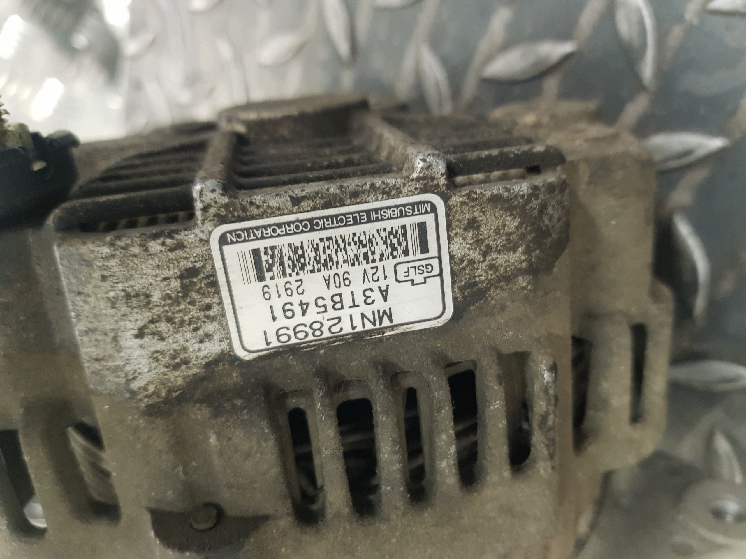 alternator MITSUBISHI OUTLANDER MN128991