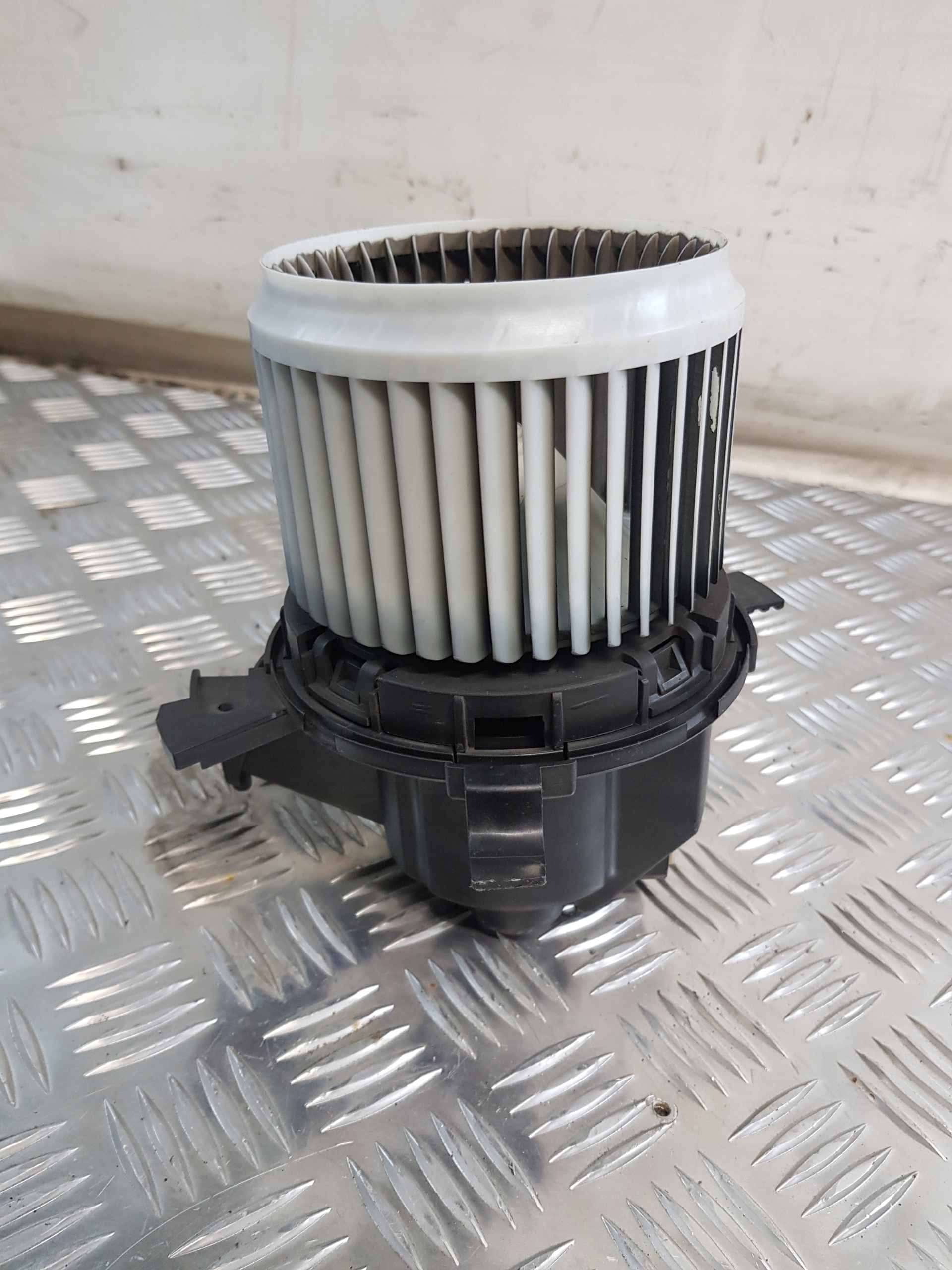 Lüfter DMUCHAWA des lüfters CITROEN C-ELYSEE II 18r. 5P4330000 EU