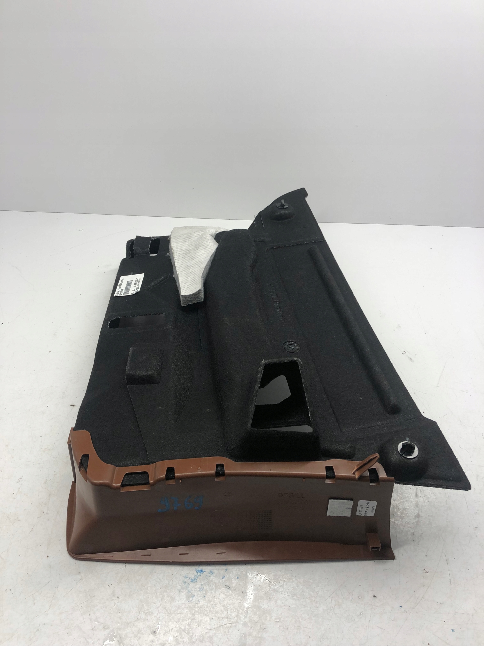 BMW 7 G11 cover consoles right lower 9329541