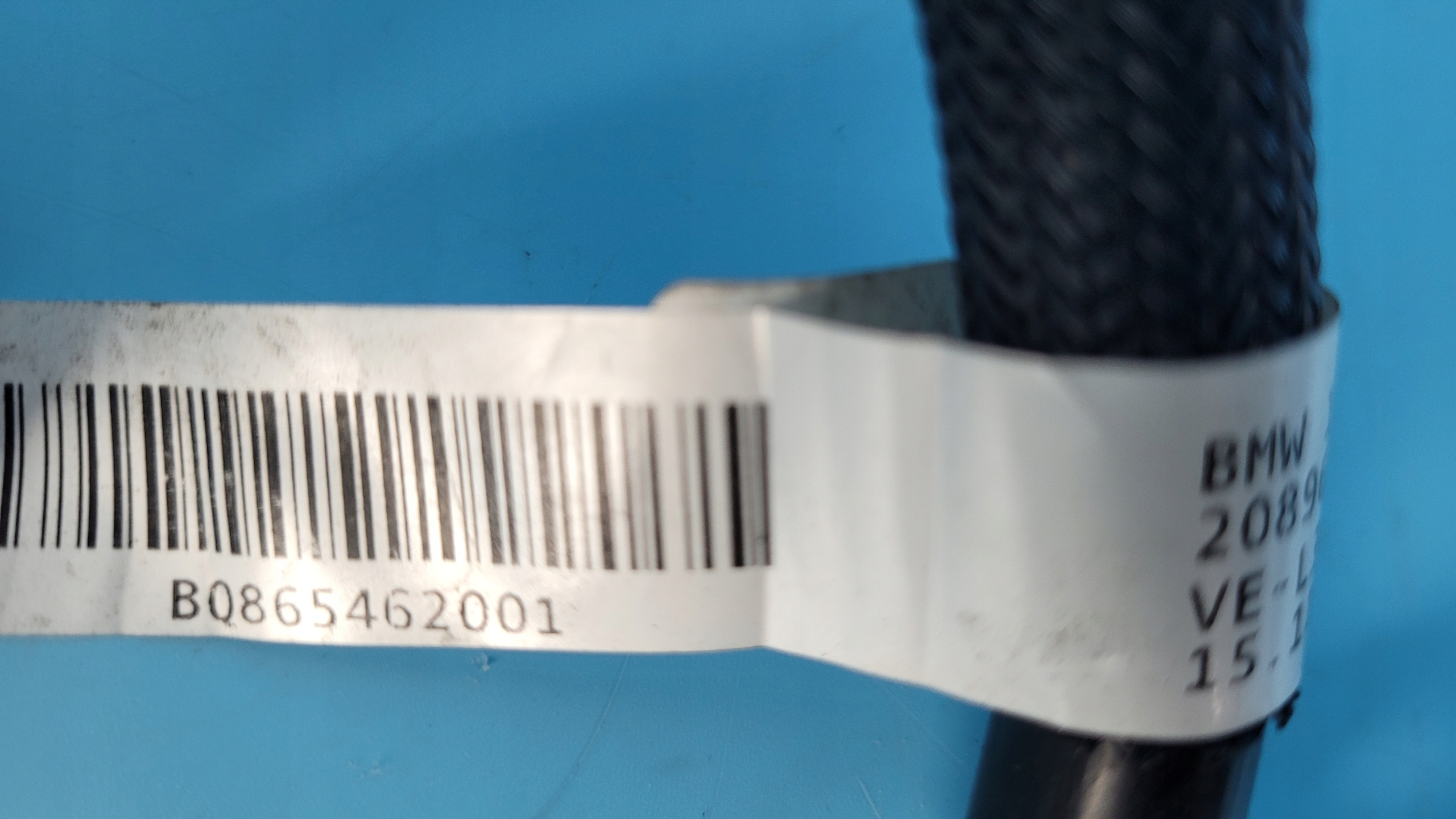 BMW 3' G20 330e 21r 2.0 патрубок давления 8654620