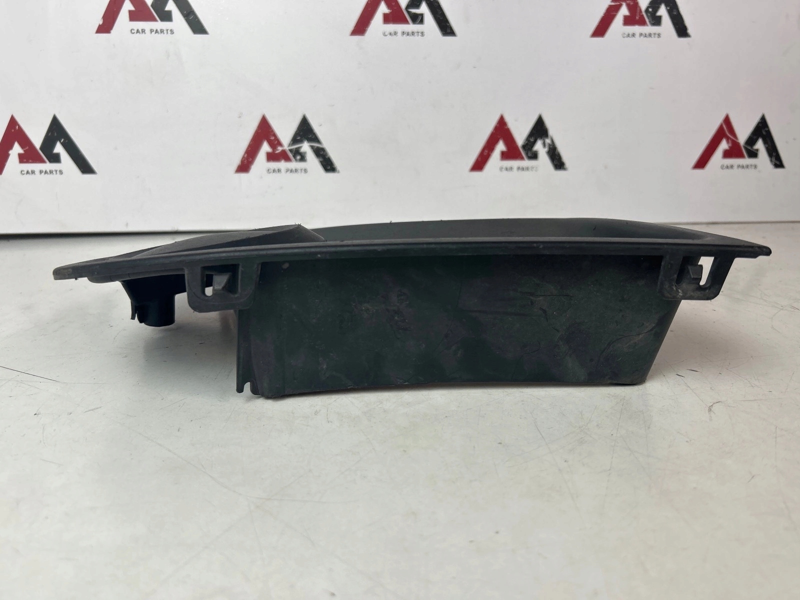 grid spoiler grille of a bumper front front right Mercedes Actros MP4