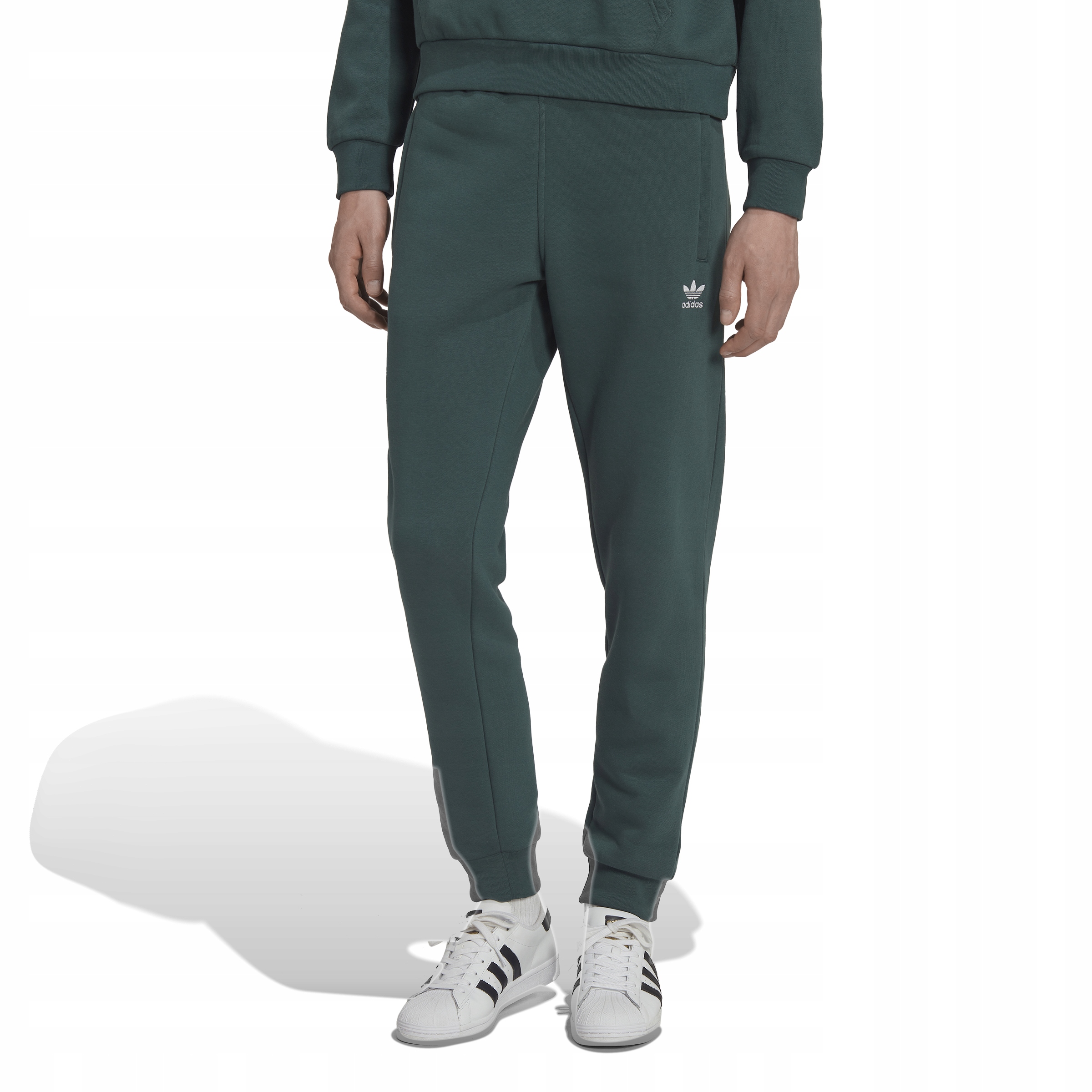 

Spodnie adidas Adicolor Essentials HK0106 M