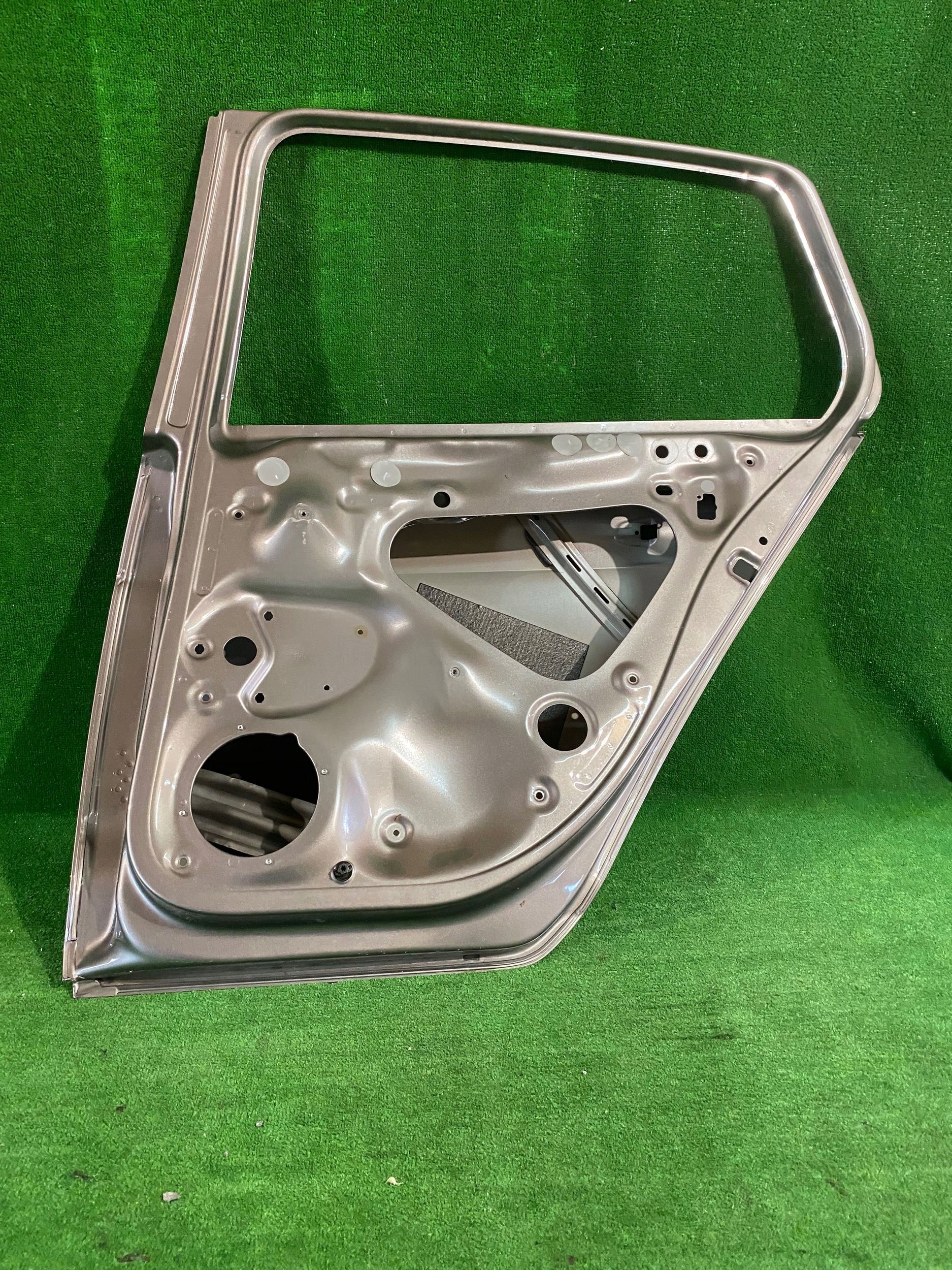 Tür heck hinten rechts VW GOLF VII HB NR.2724