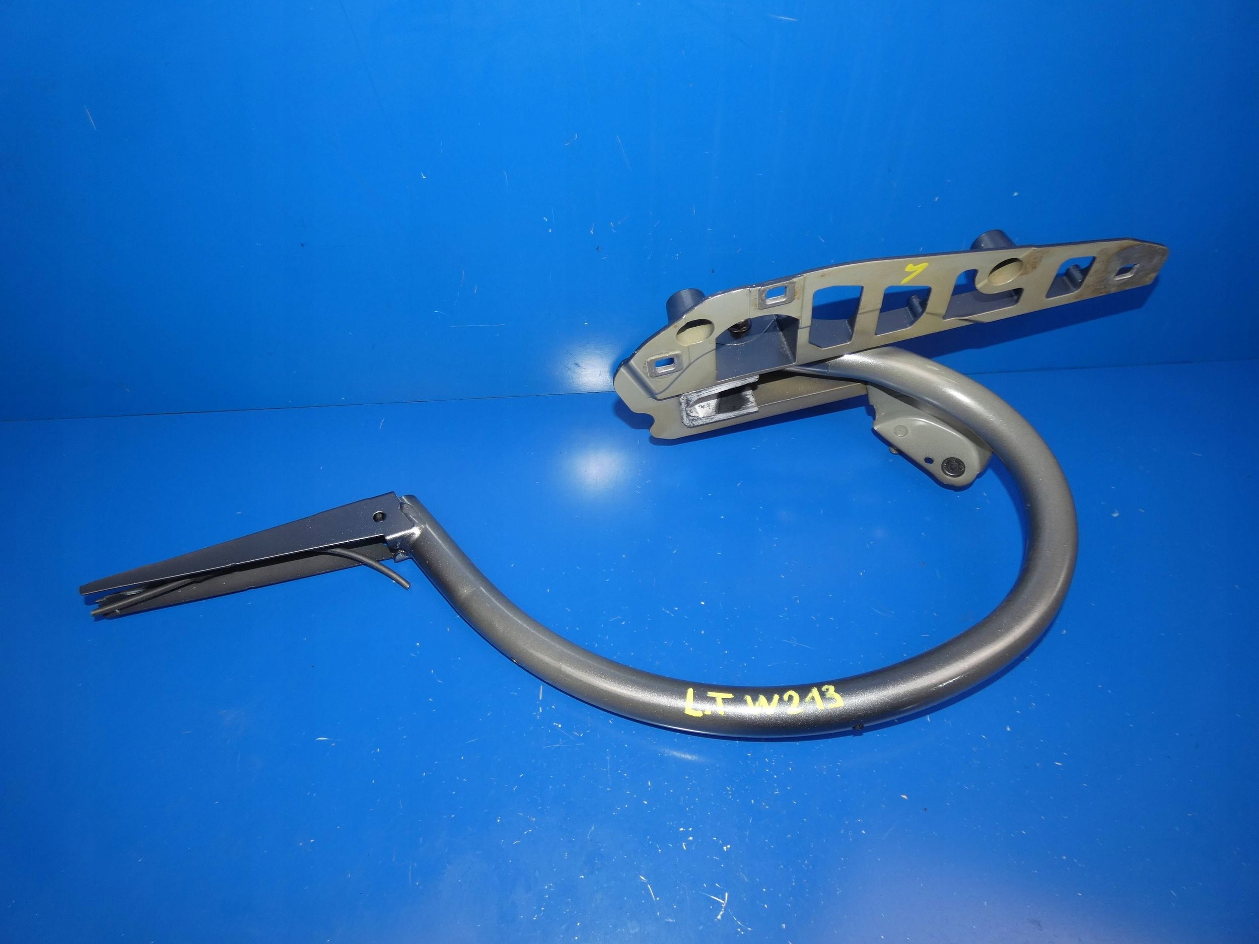 MERCEDES E KLASA W213 sedan hinge bonnet boot left rear part