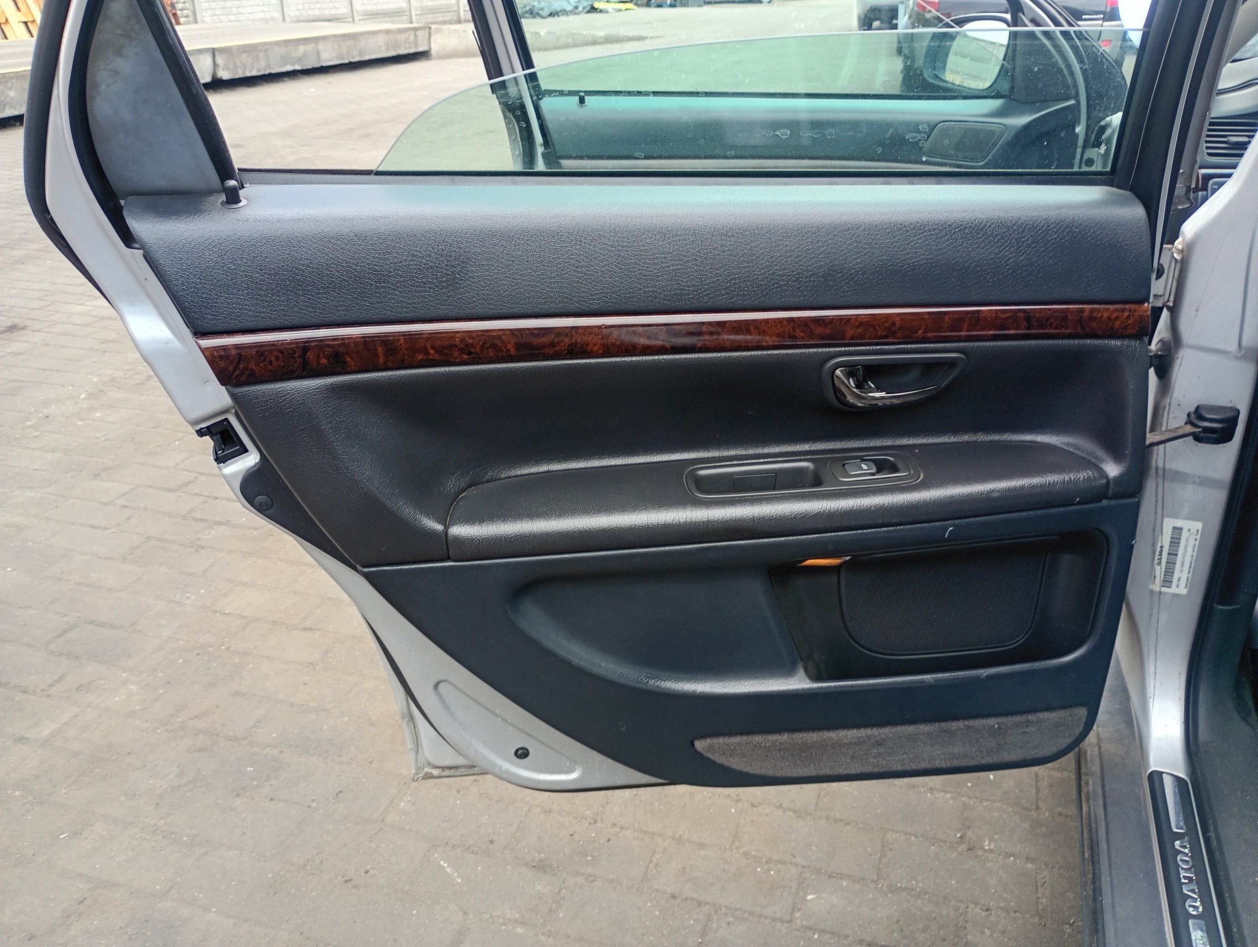 upholstery side left rear part VOLVO S80 1 and 98-06