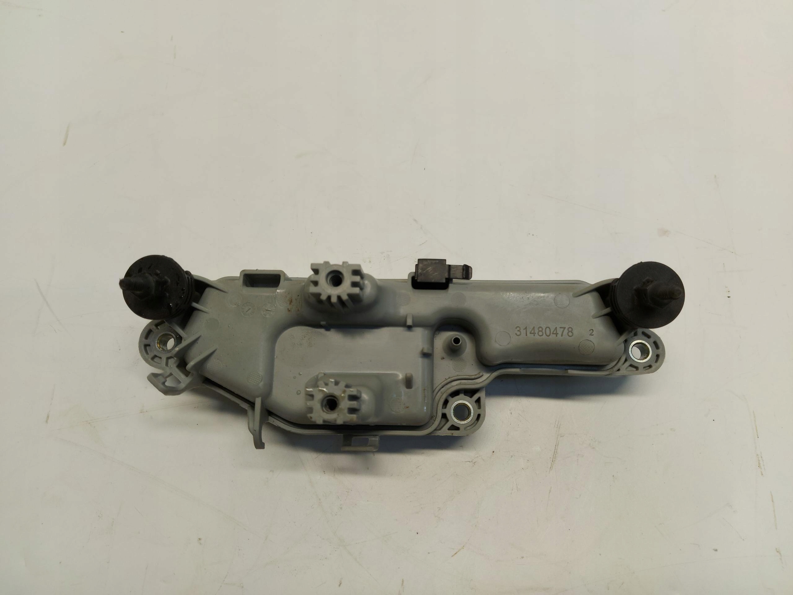 Volvo XC60 II 2020 tank vacual 2.0 t8 31480478