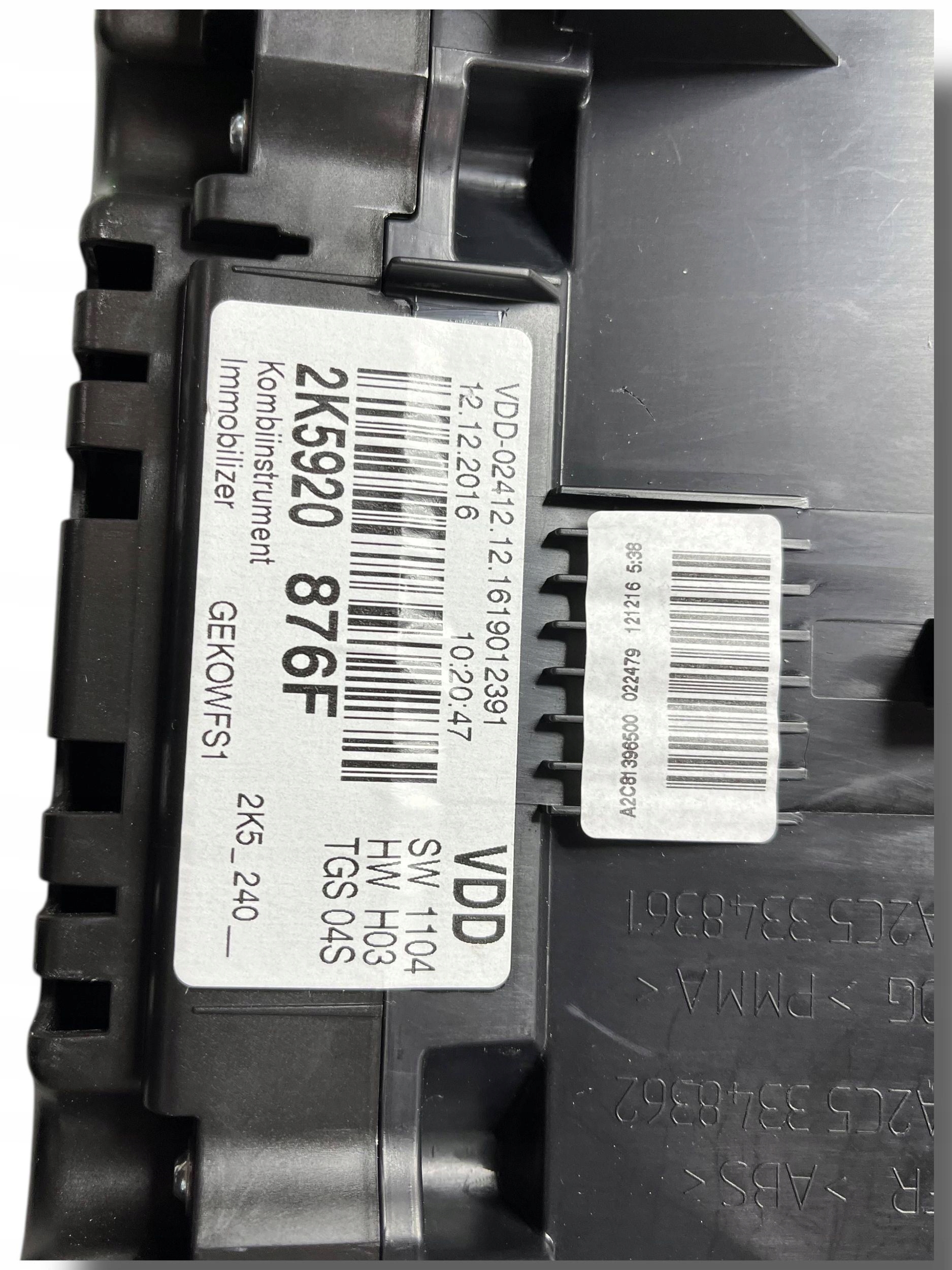 Instruments tachymètre compte tours VW Caddy 2K0920876H A2C81396500 !J
