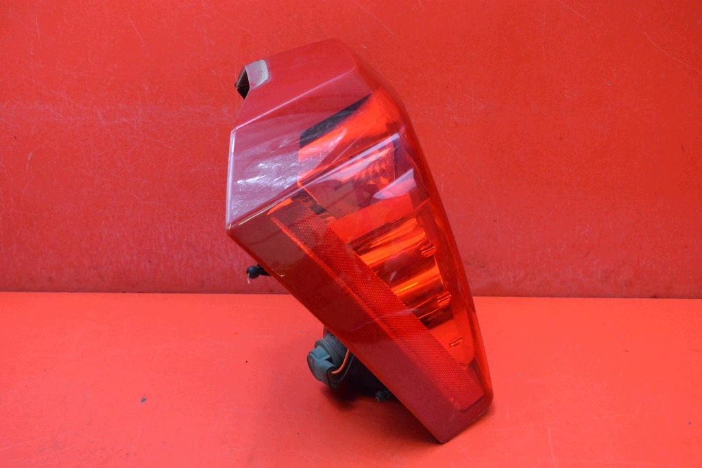 light left rear part rear P05303881AI DODGE CALIBER 06-12