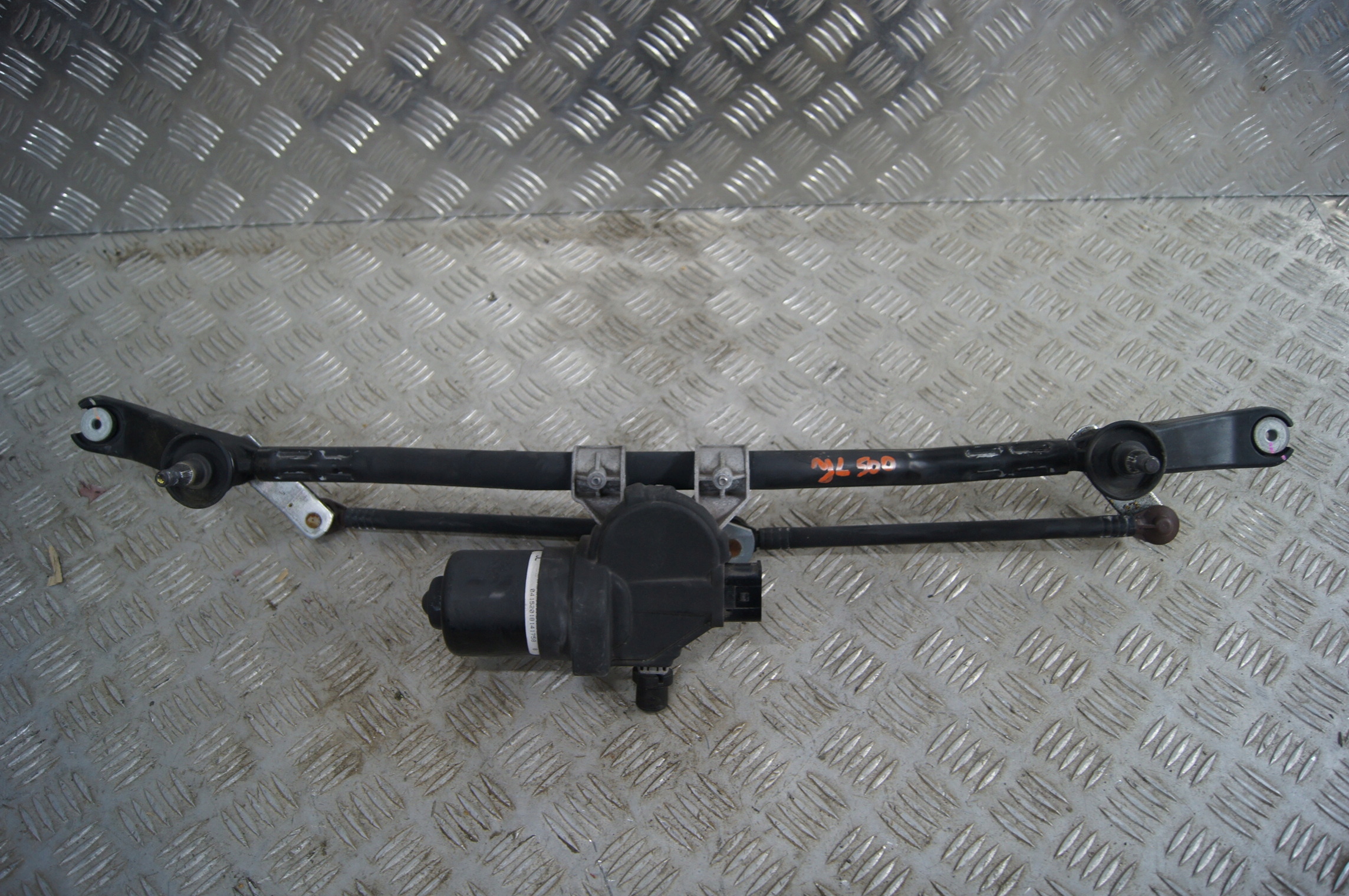 Двигун склоочисника Jeep Wrangler JL