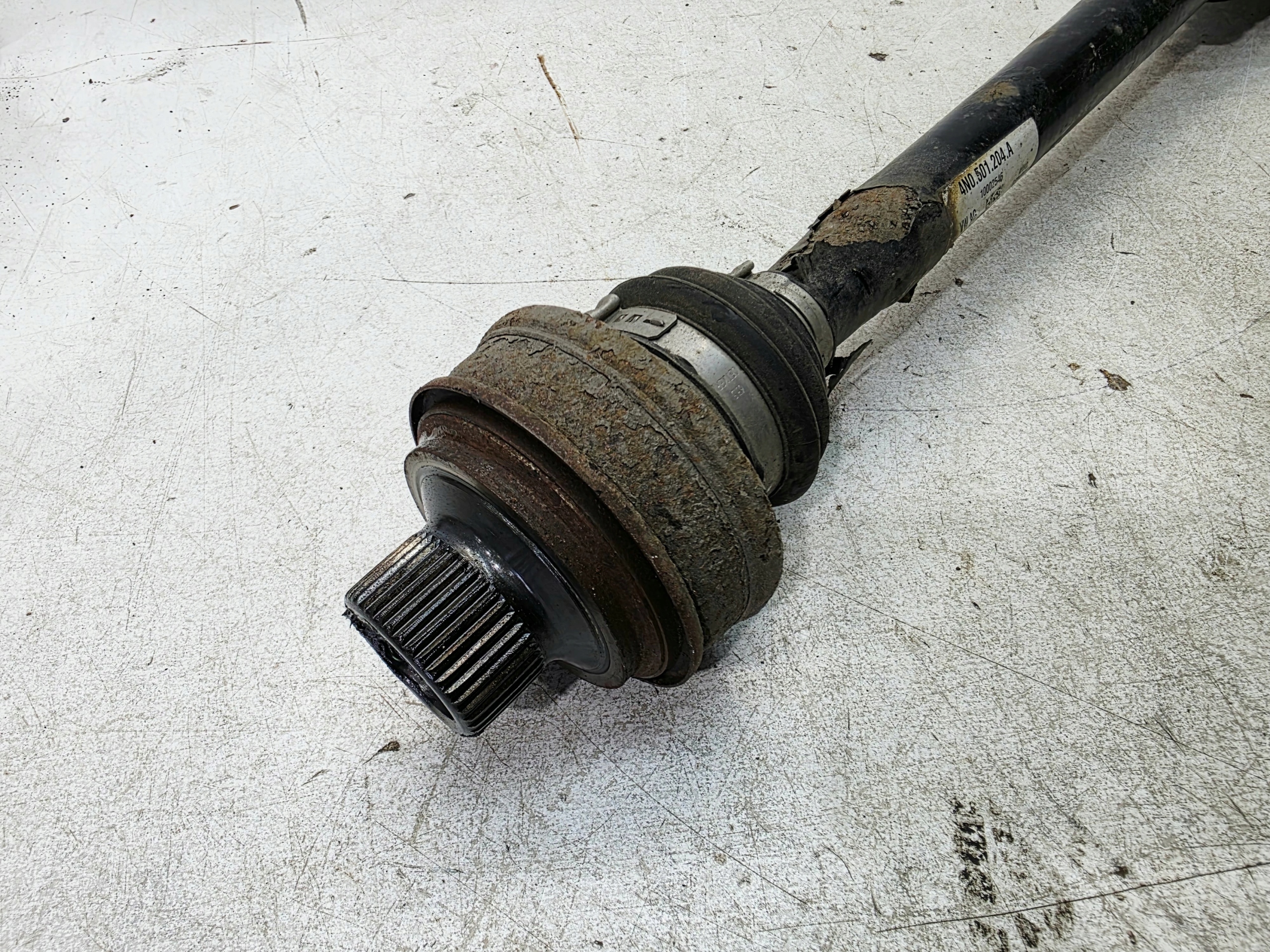 semi-axis right rear part AUDI A6 C8 A7 A8 D5 4N0501204A