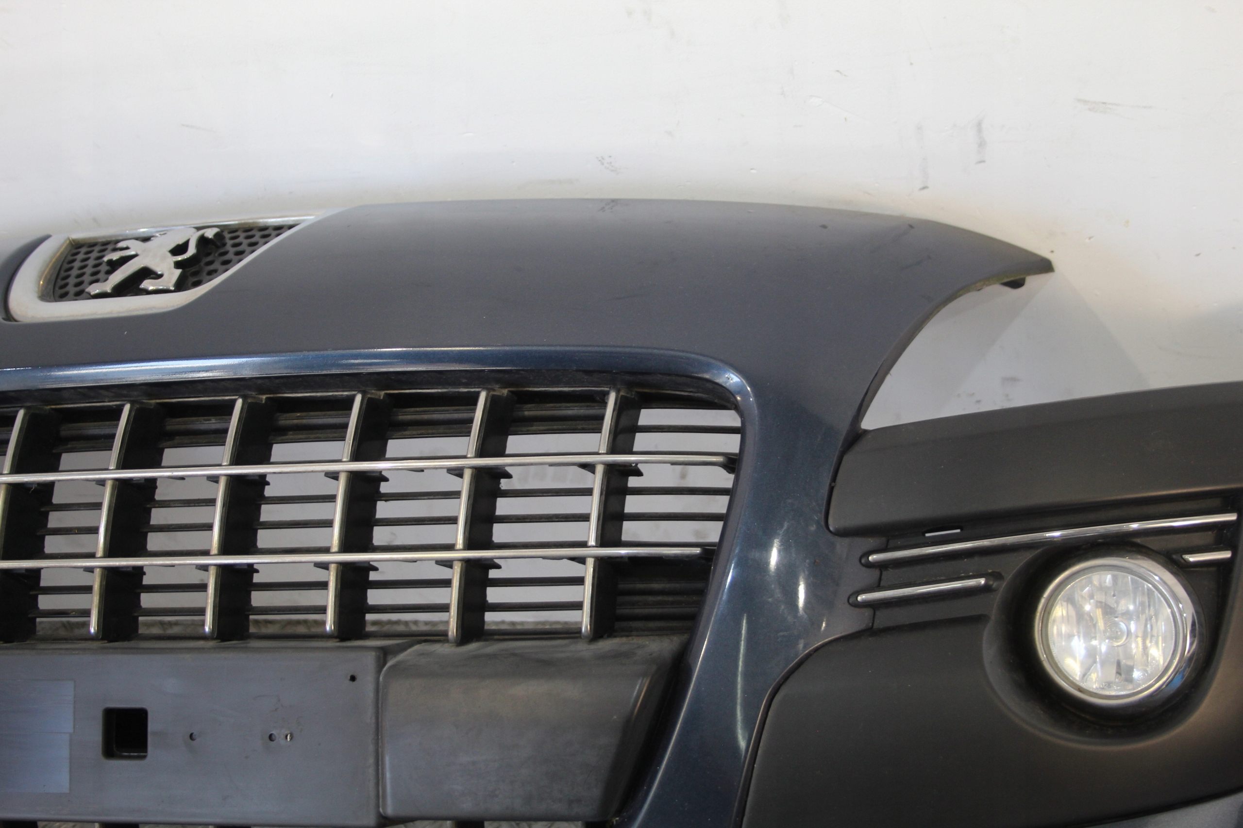 bumper front front PEUGEOT 3008 and 1
