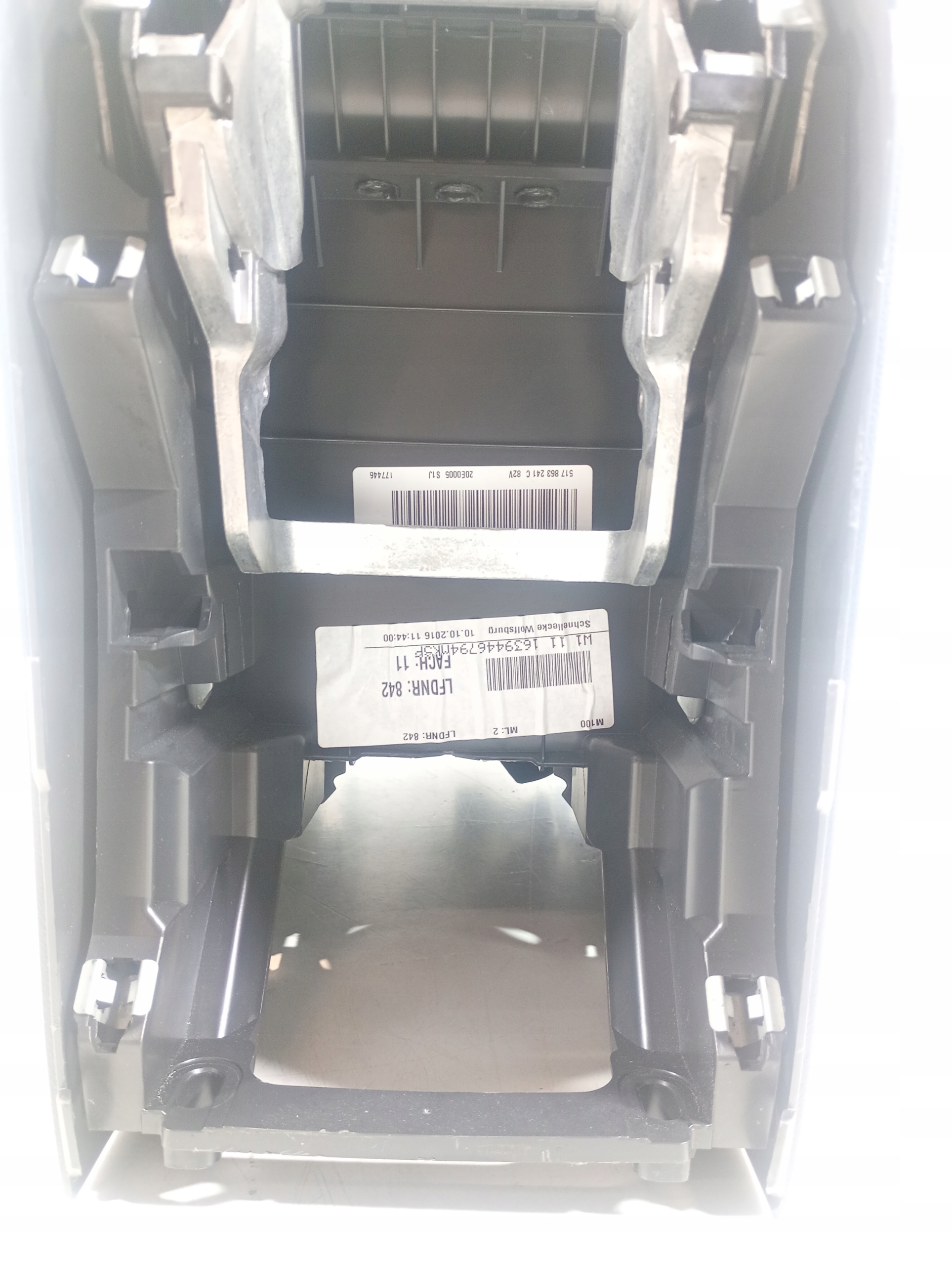 Golf VII 7 Sportsvan 12-20 TUNEL central armrest CUPHOLDER