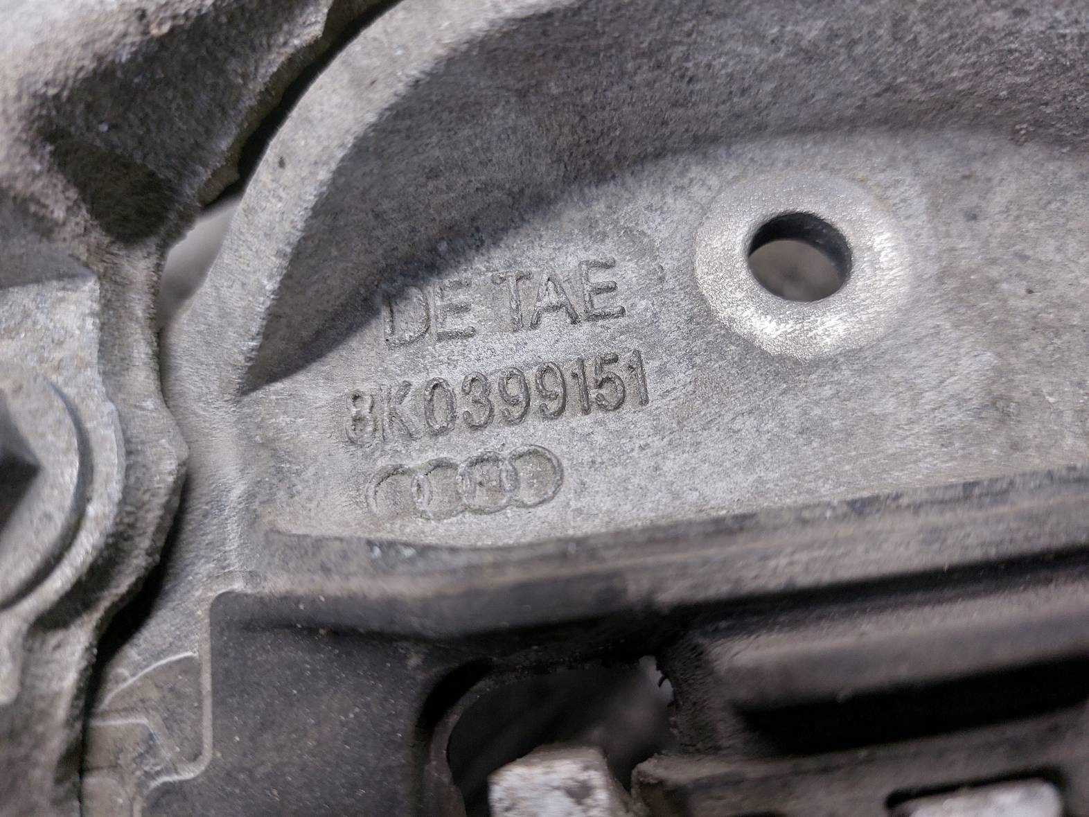 supporto Supporto cambio AUDI A5 8T 2.7 TDI 8K0399263AD 8K0399151