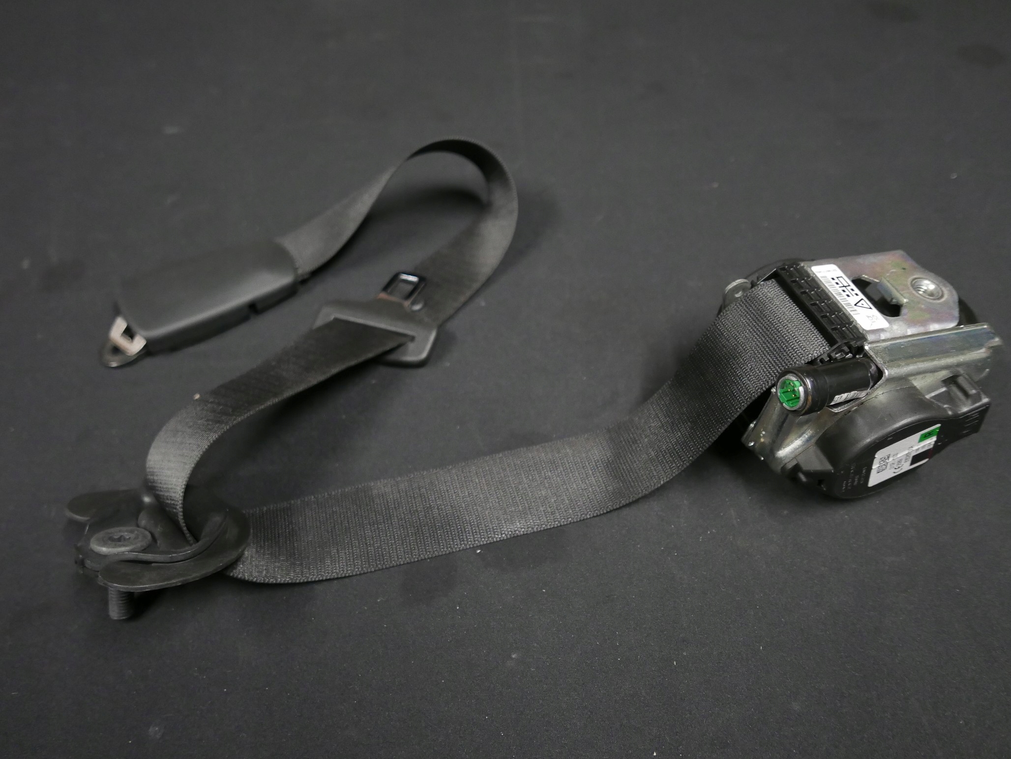 BMW F48 F39 ремень безопасности передний правый 7401714