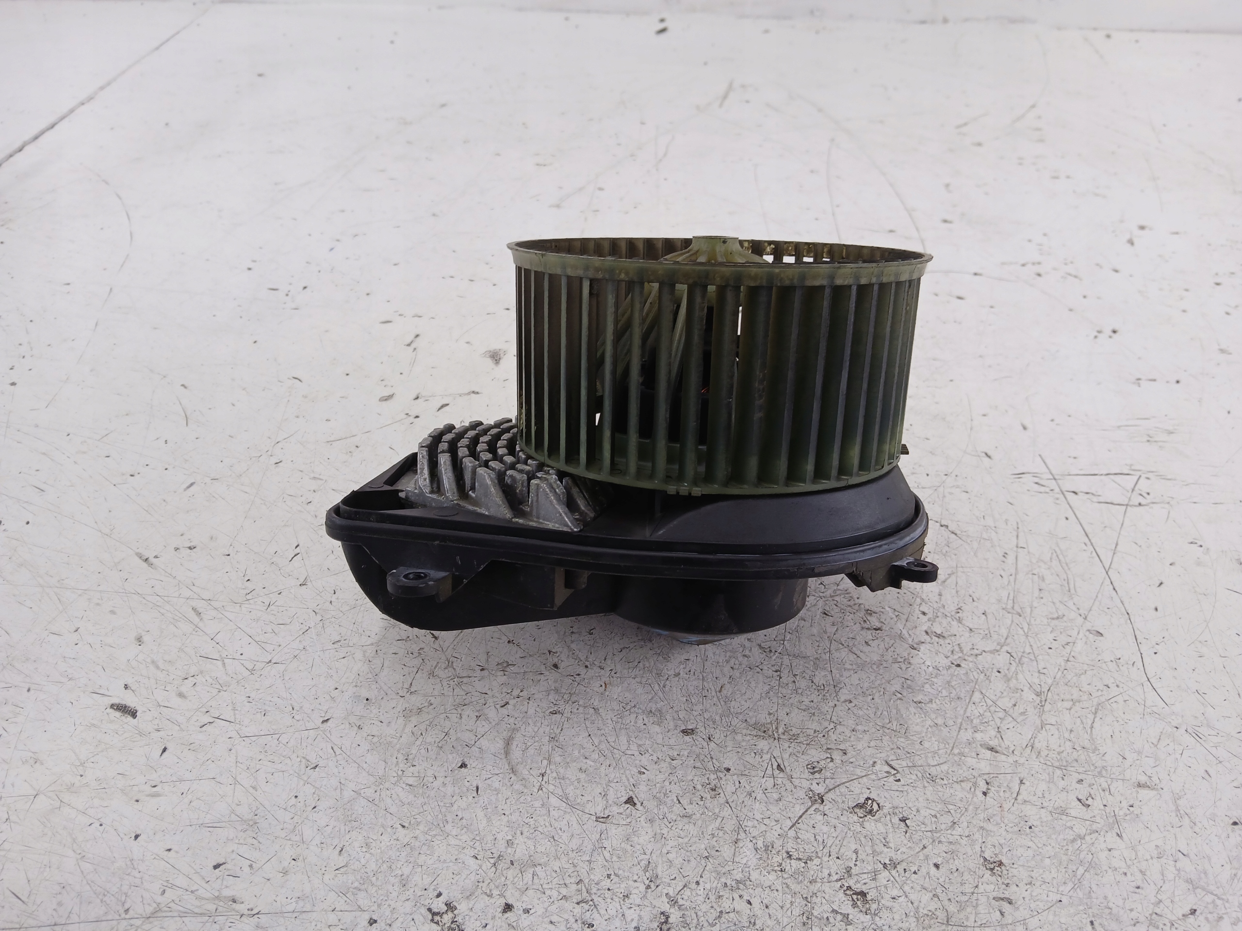 AUDI A4 B5 heating air conditioning devices resistor, rheostat, regulator 8D1820021