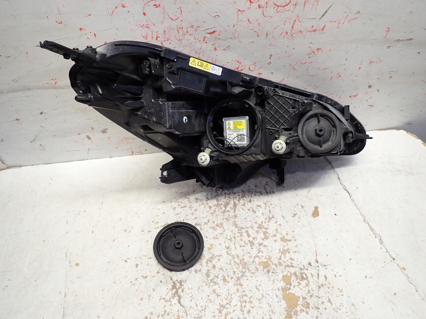 light front front left OPEL CORSA E 2014- XENON 13381347