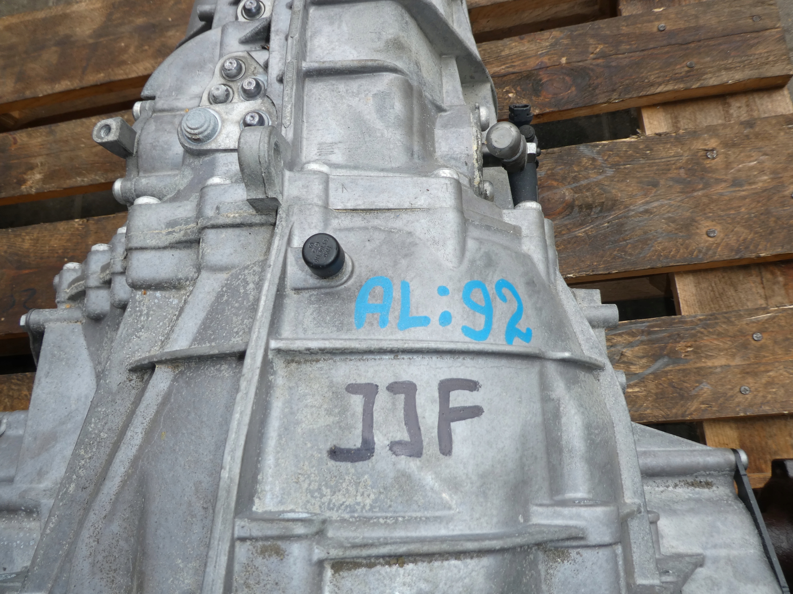Váltó JJF AUDI A4 B8
