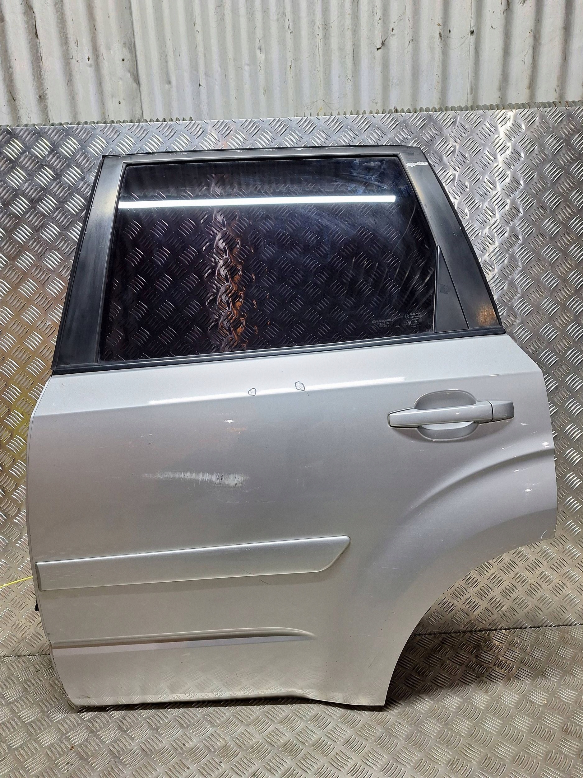 door rear part rear. left SUBARU FORESTER III 08-13 complete