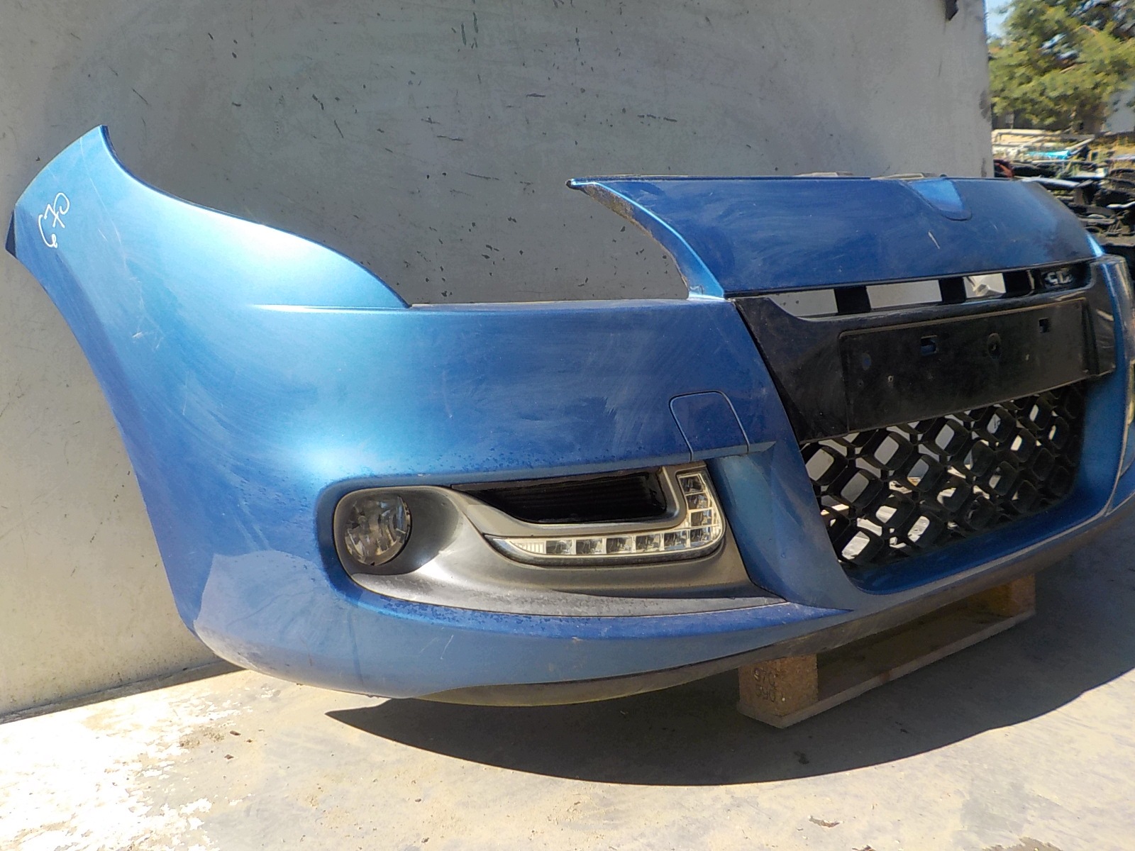 670 RENAULT MEGANE III 3 COUPE GT-LINE LED DRL 11-13 bumper front front