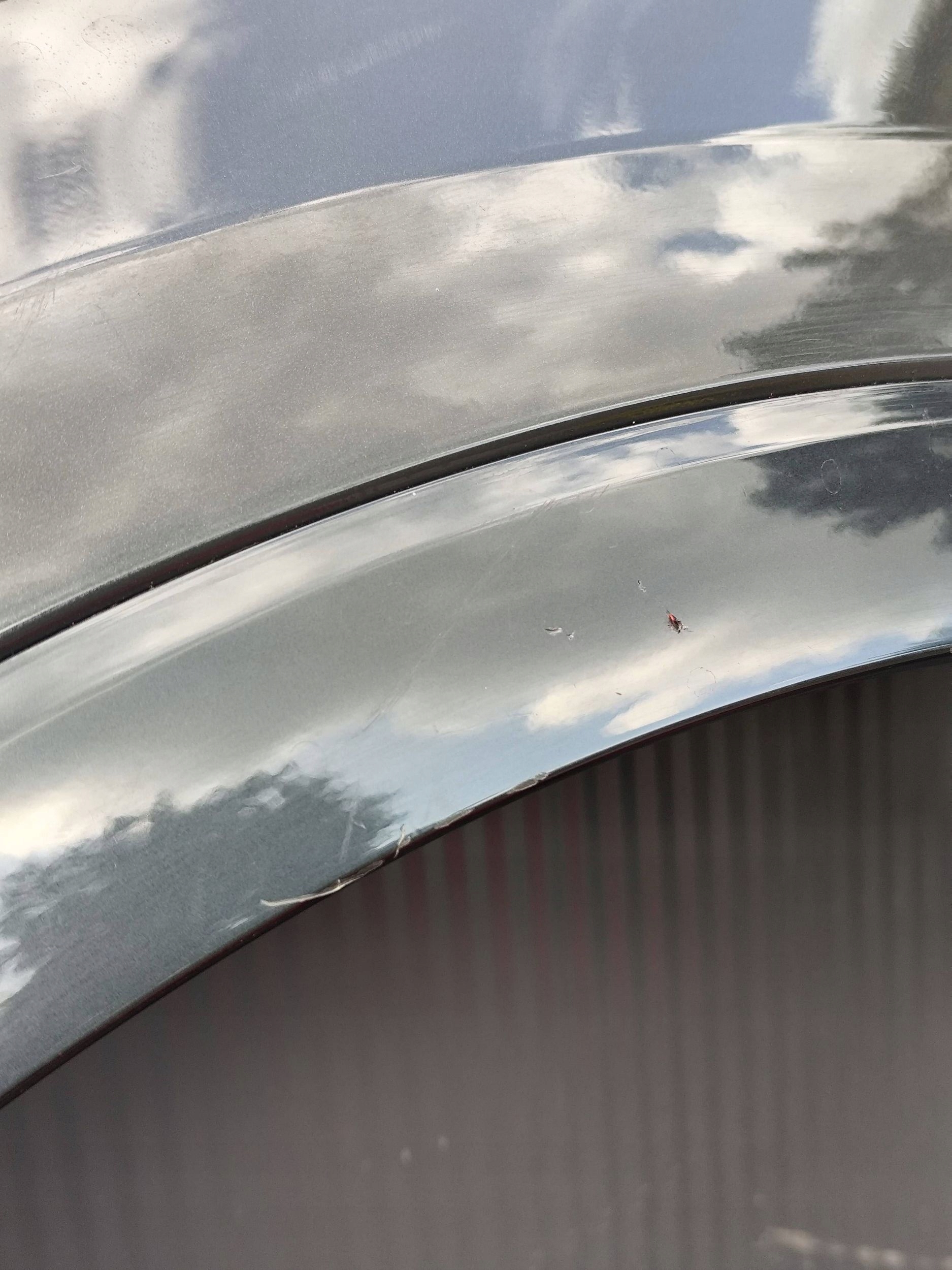 AUDI Q3 83A HYBRYDA fender left front moulding complete DEMONTAZ