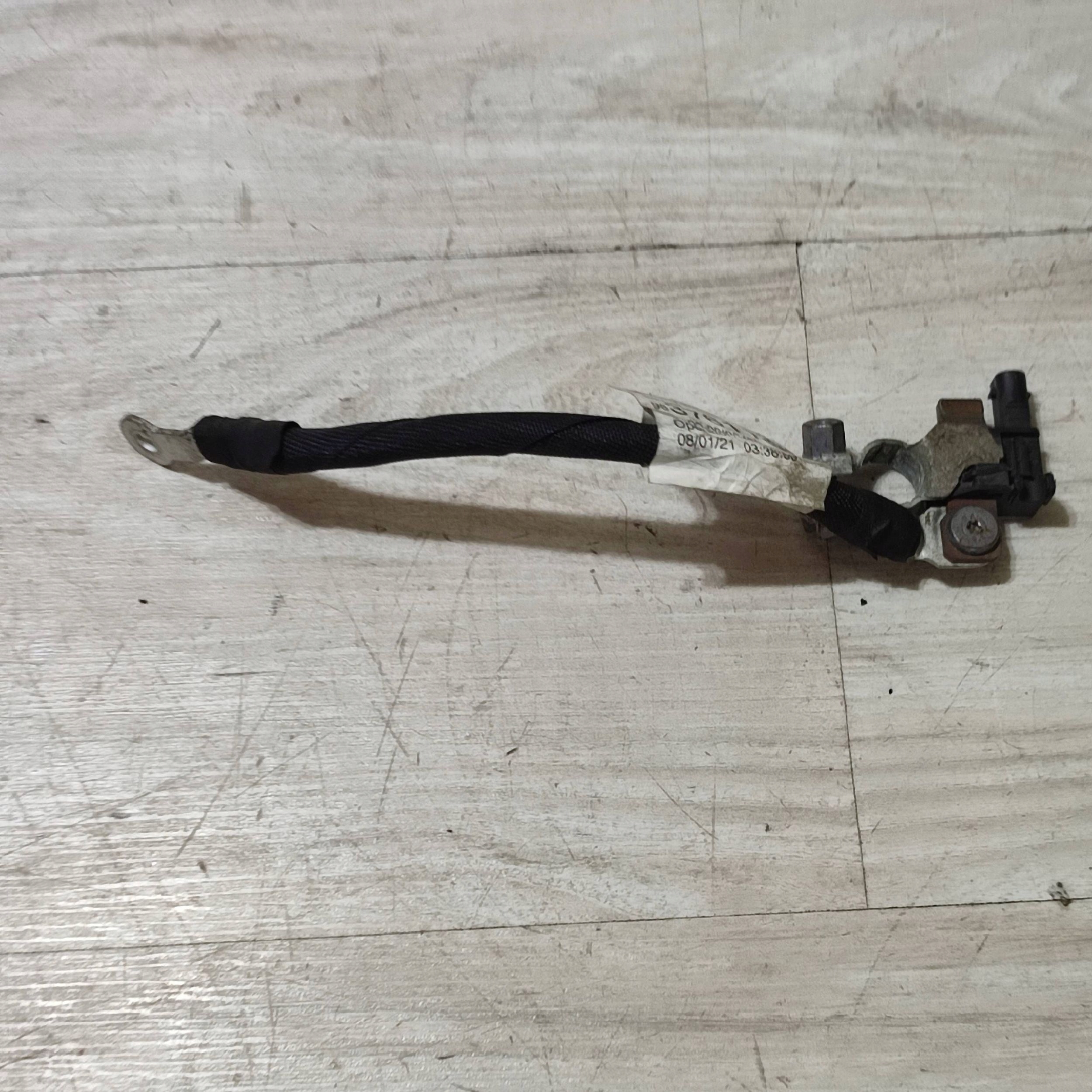 Batteriemanagement Sensor Opel Corsa F 9837806180