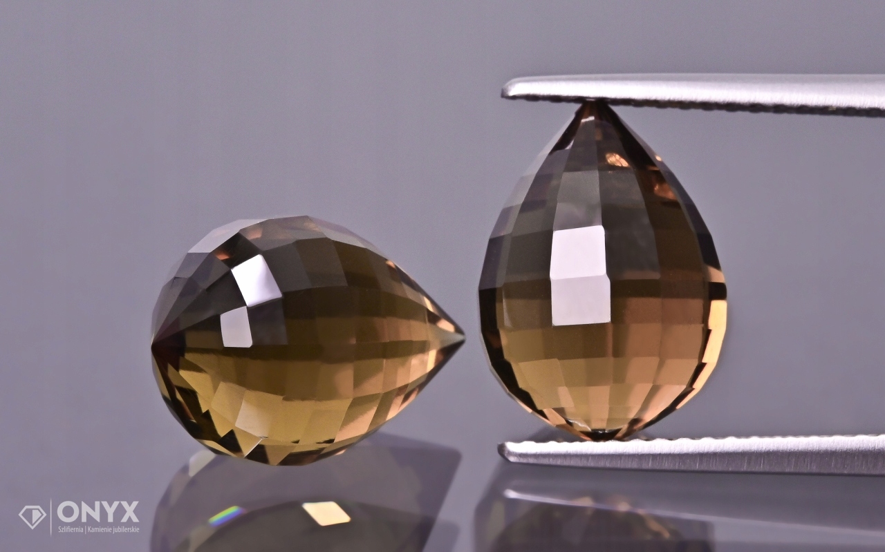 Medový křemen fazetovaný Para sopel 13x9 mm