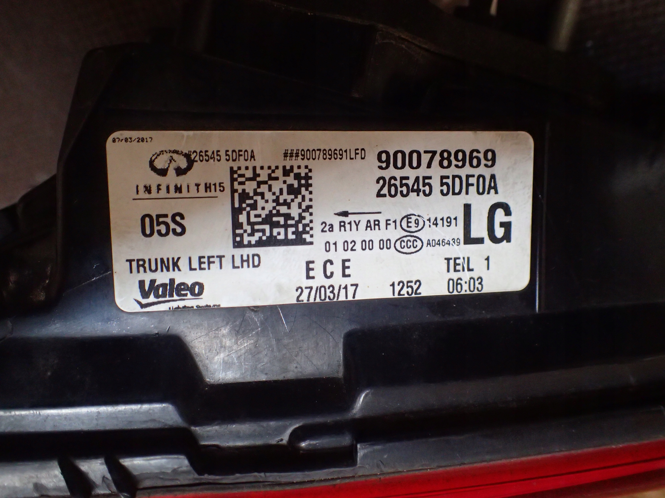 LIGHT REAR PART LEFT INFINITI Q30 QX30 LED