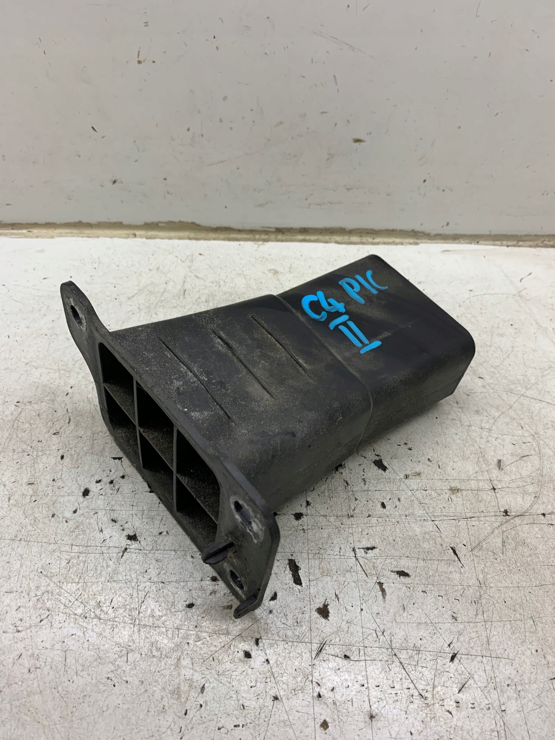 beam tip right front 9676575780 CITROEN C4 II PICASSO 13-19