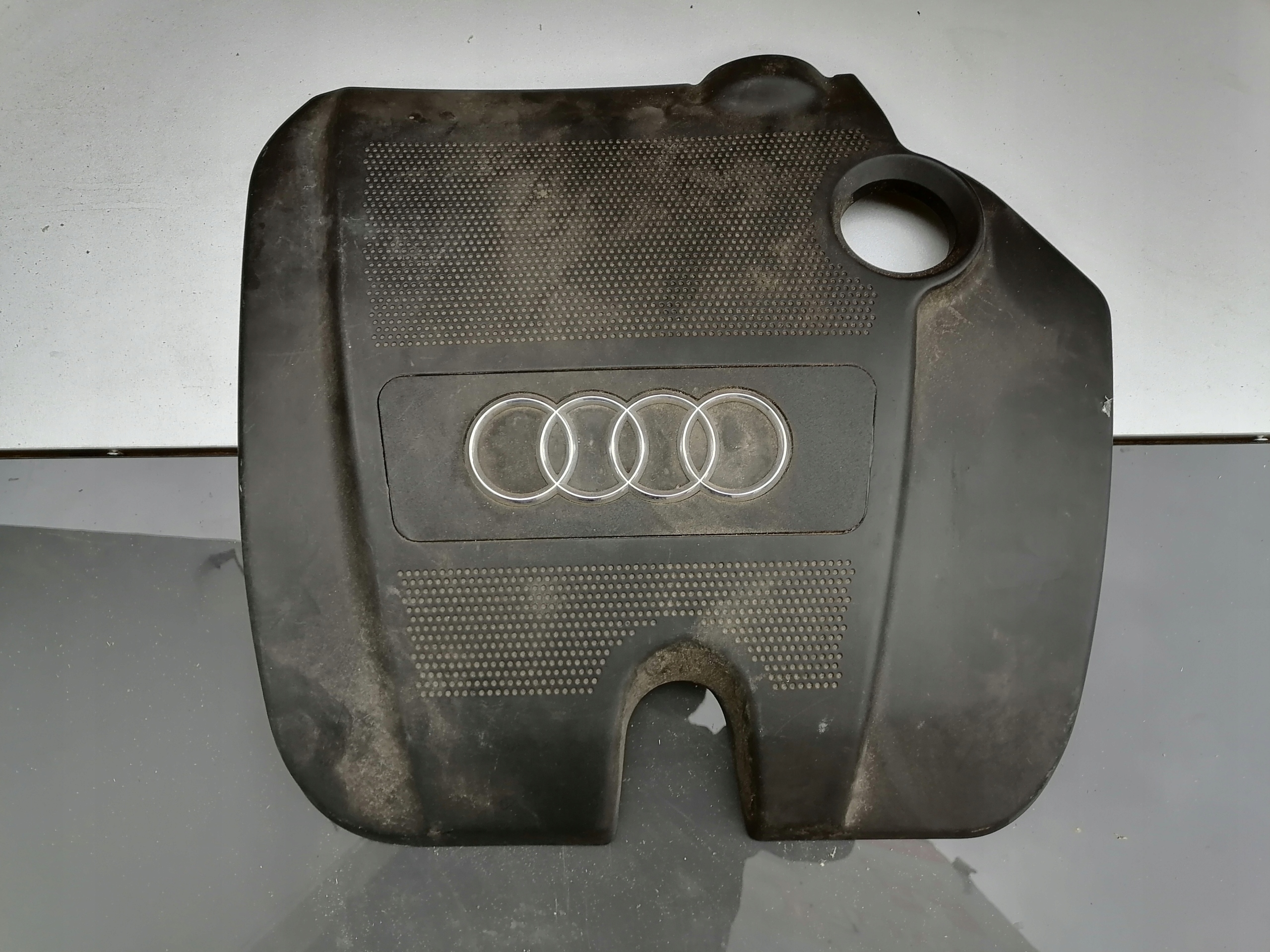 motor cover cover AUDI A3 1.6 06A103927G