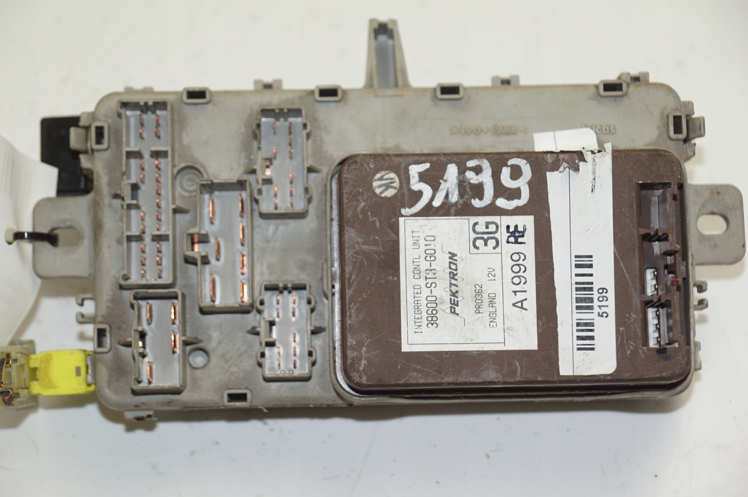 Module fusibles 38600ST3G010 HONDA CIVIC VI