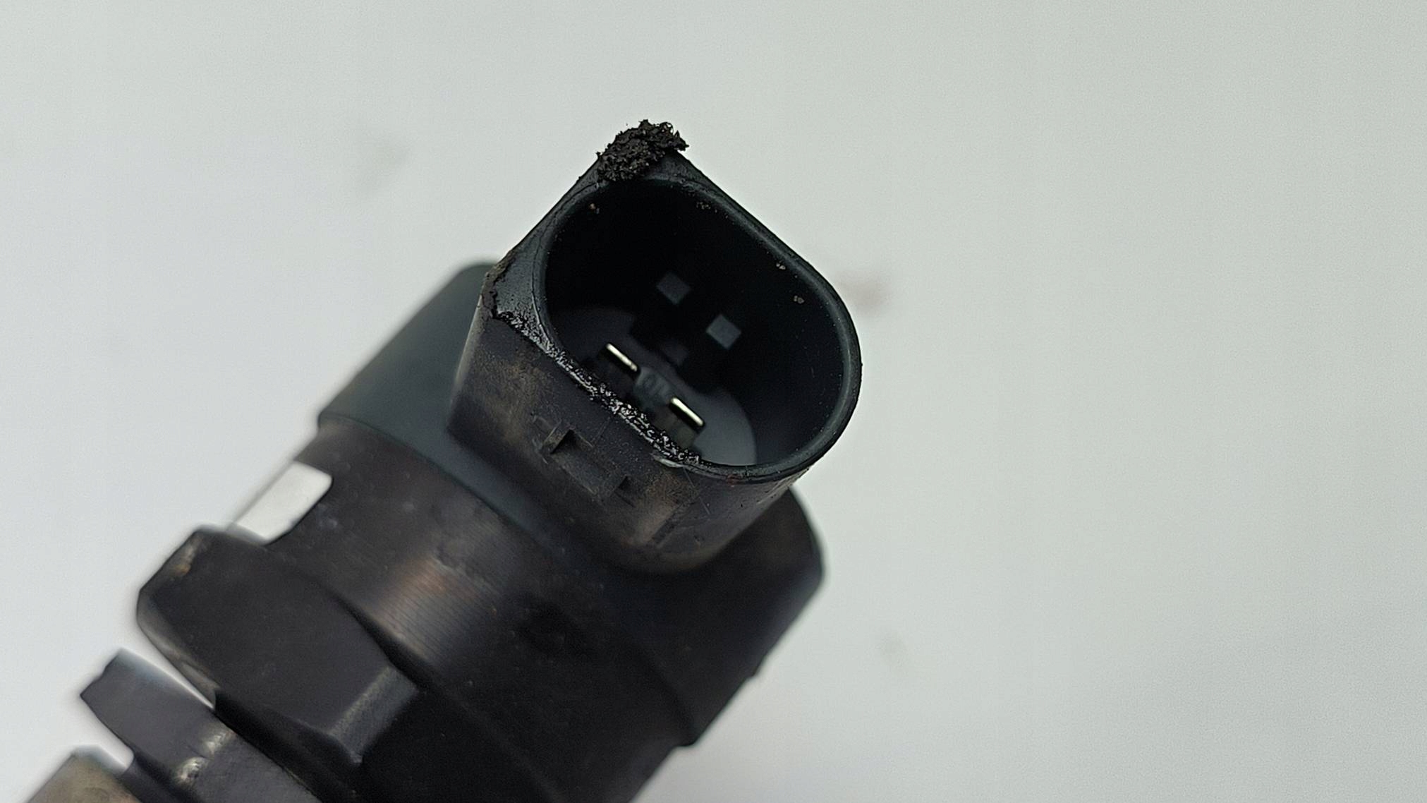 Rampe injection Droit 059130090J 3.0 TDI AUDI A6 C6