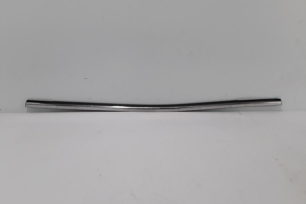 Listwa zgarniająca tylnych lewych drzwi RENAULT KADJAR (HA_, HL_)