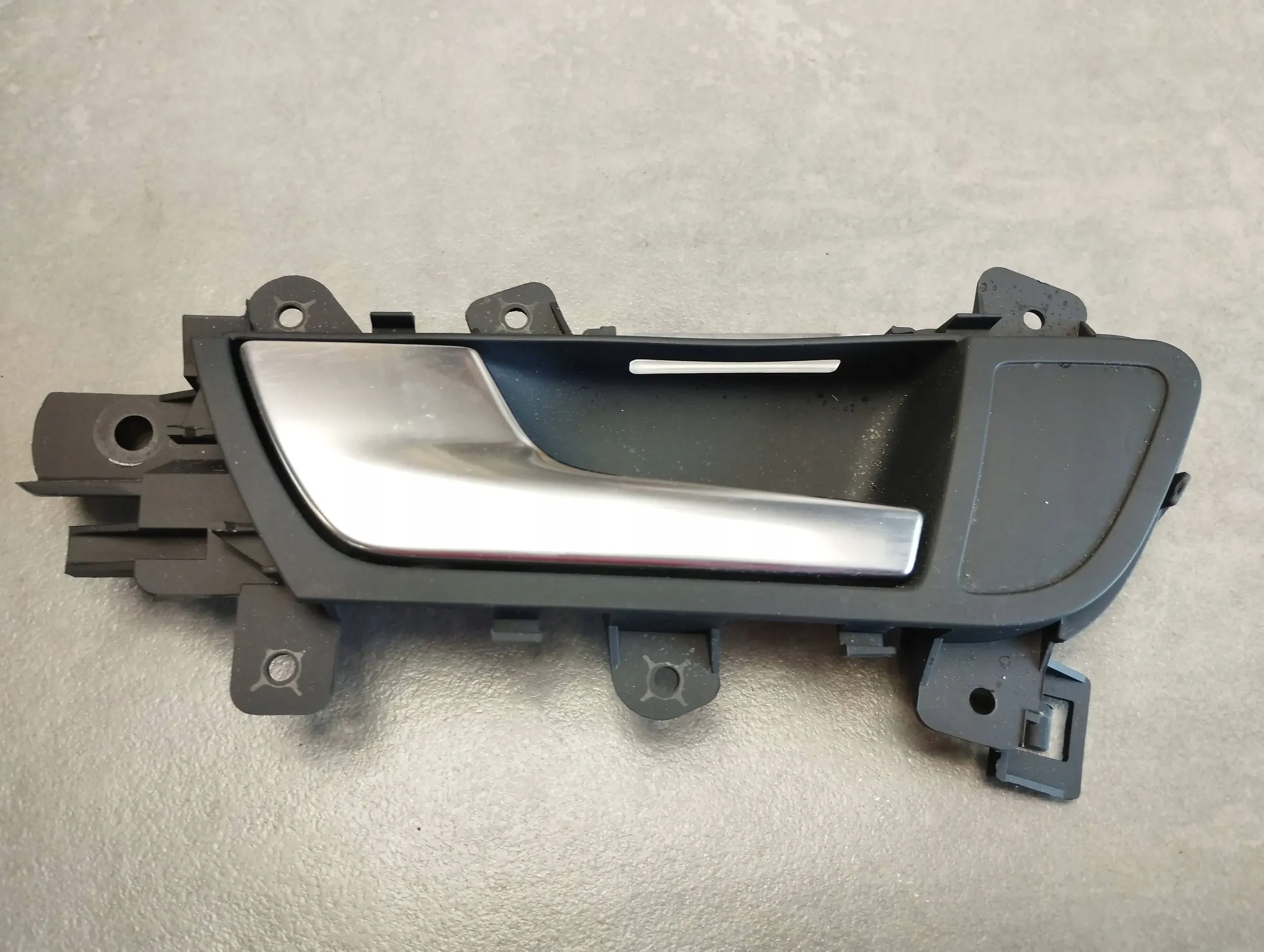 Audi A5 Sportback 8TA handle inner left rear part LED 8K0839019E