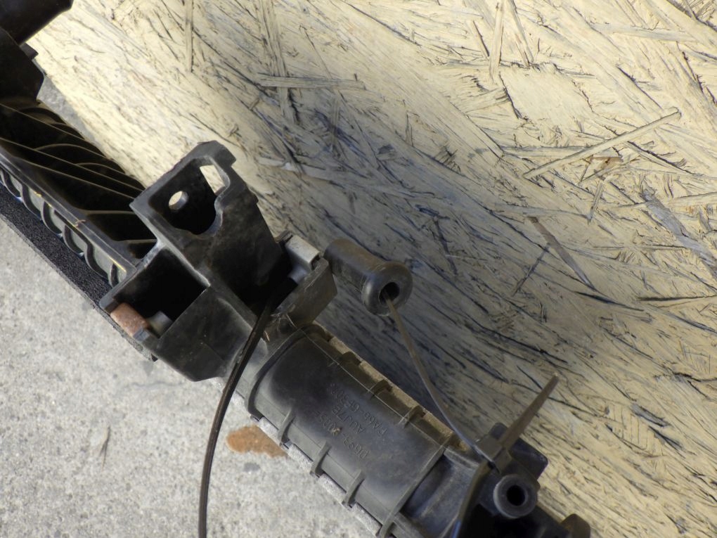 FORD MONDEO MK5 DG93-8005-CD water cooler