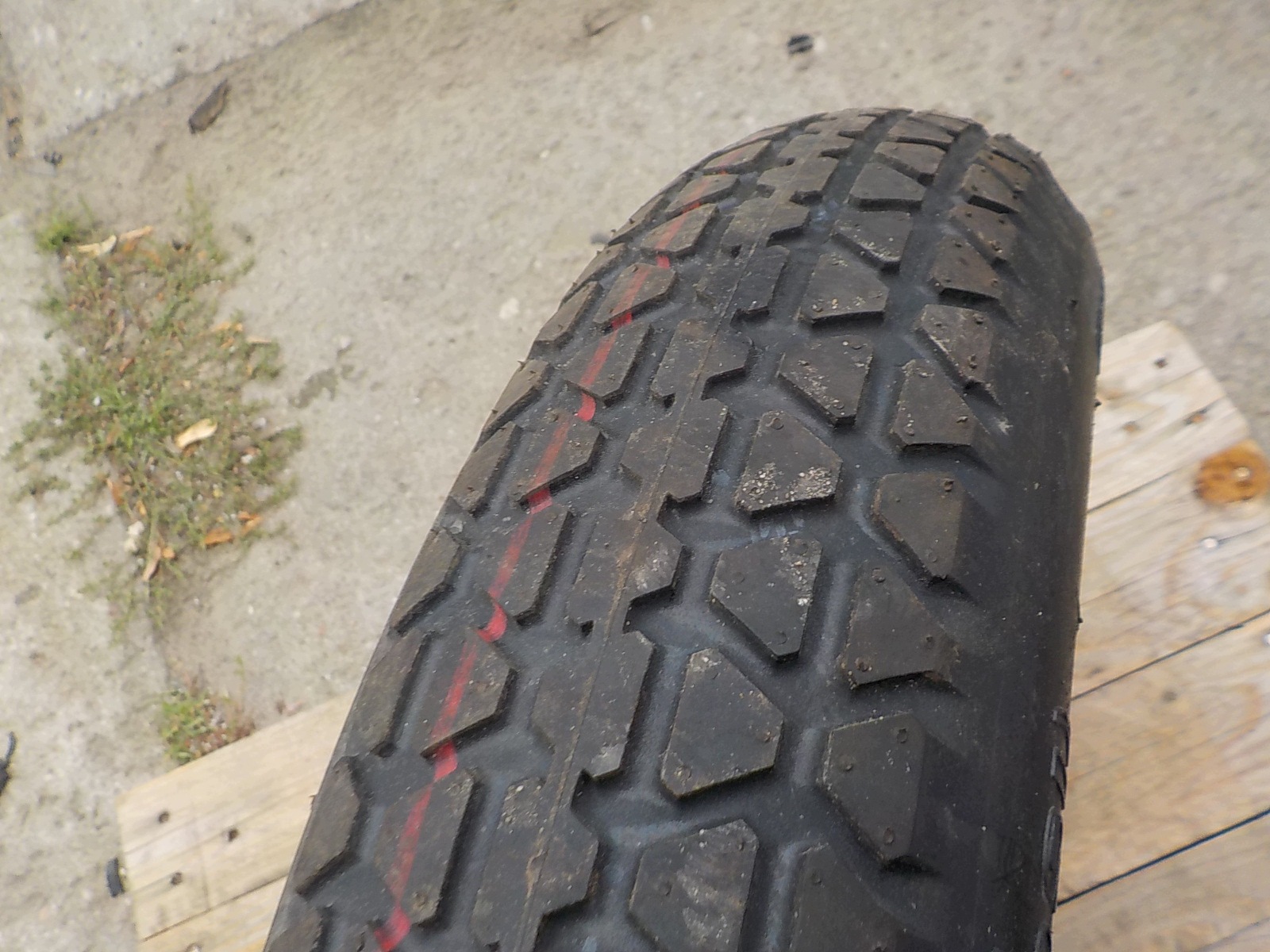 SUBARU LEGACY IV FORESTER SG Roue de secours R16 5x100