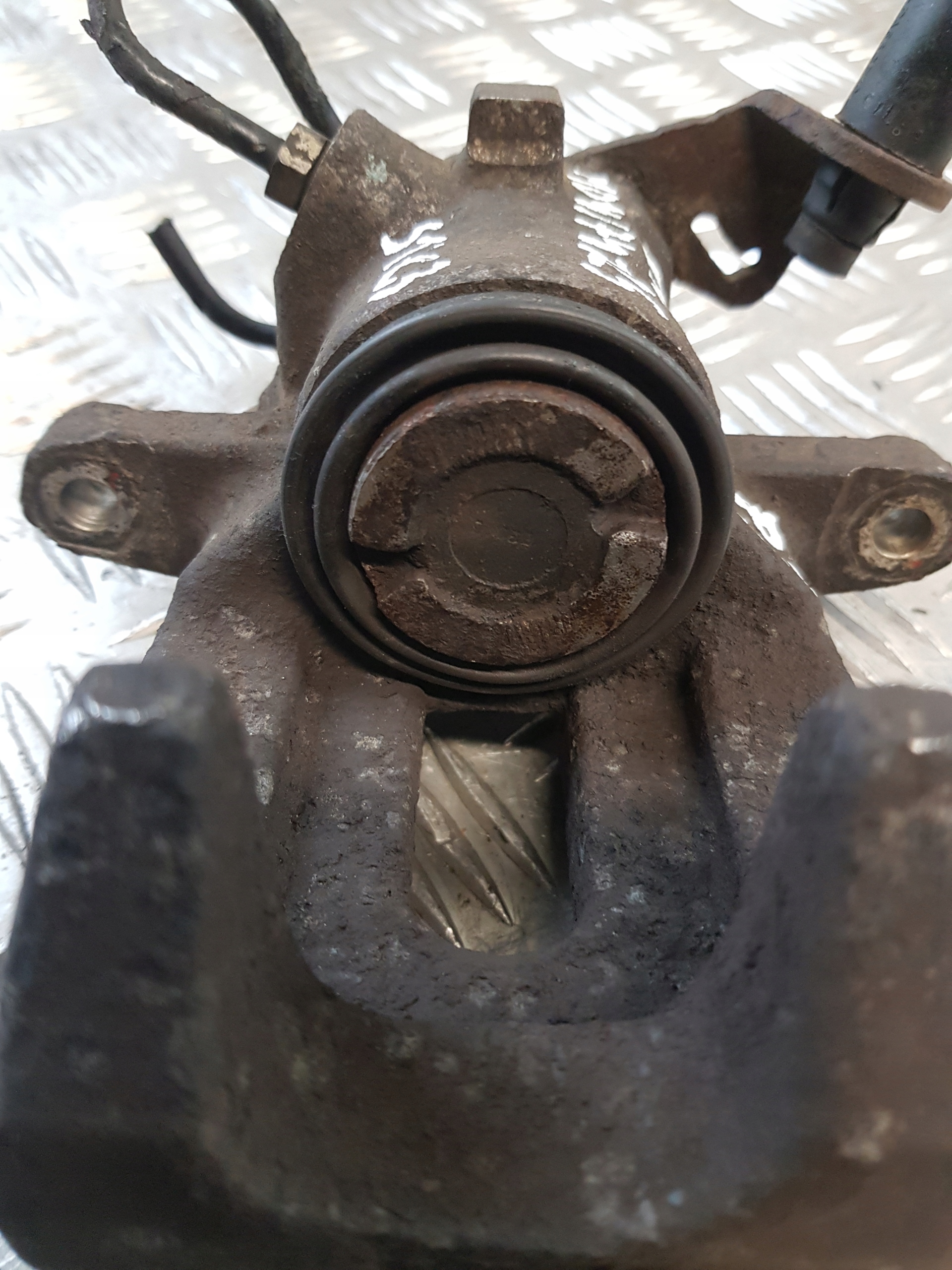 caliper brake right rear part PEUGEOT 307 04R
