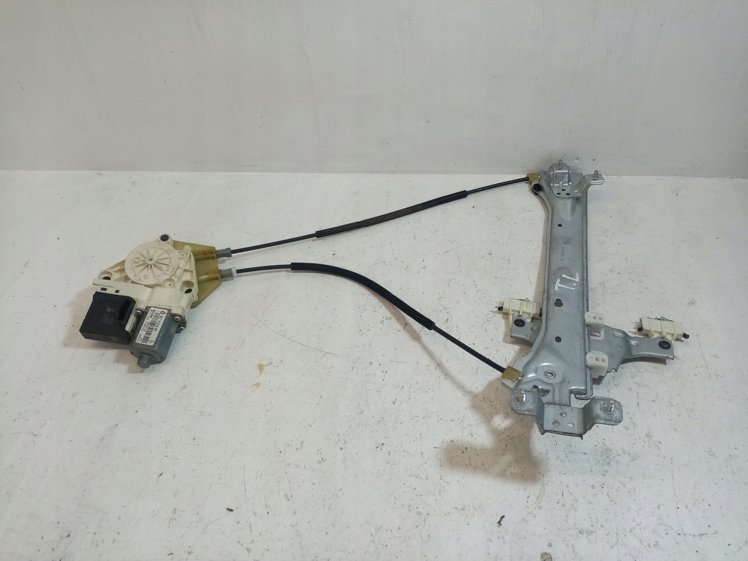 ELE mechanism windows left rear RENAULT MEGANE 3 920038-101