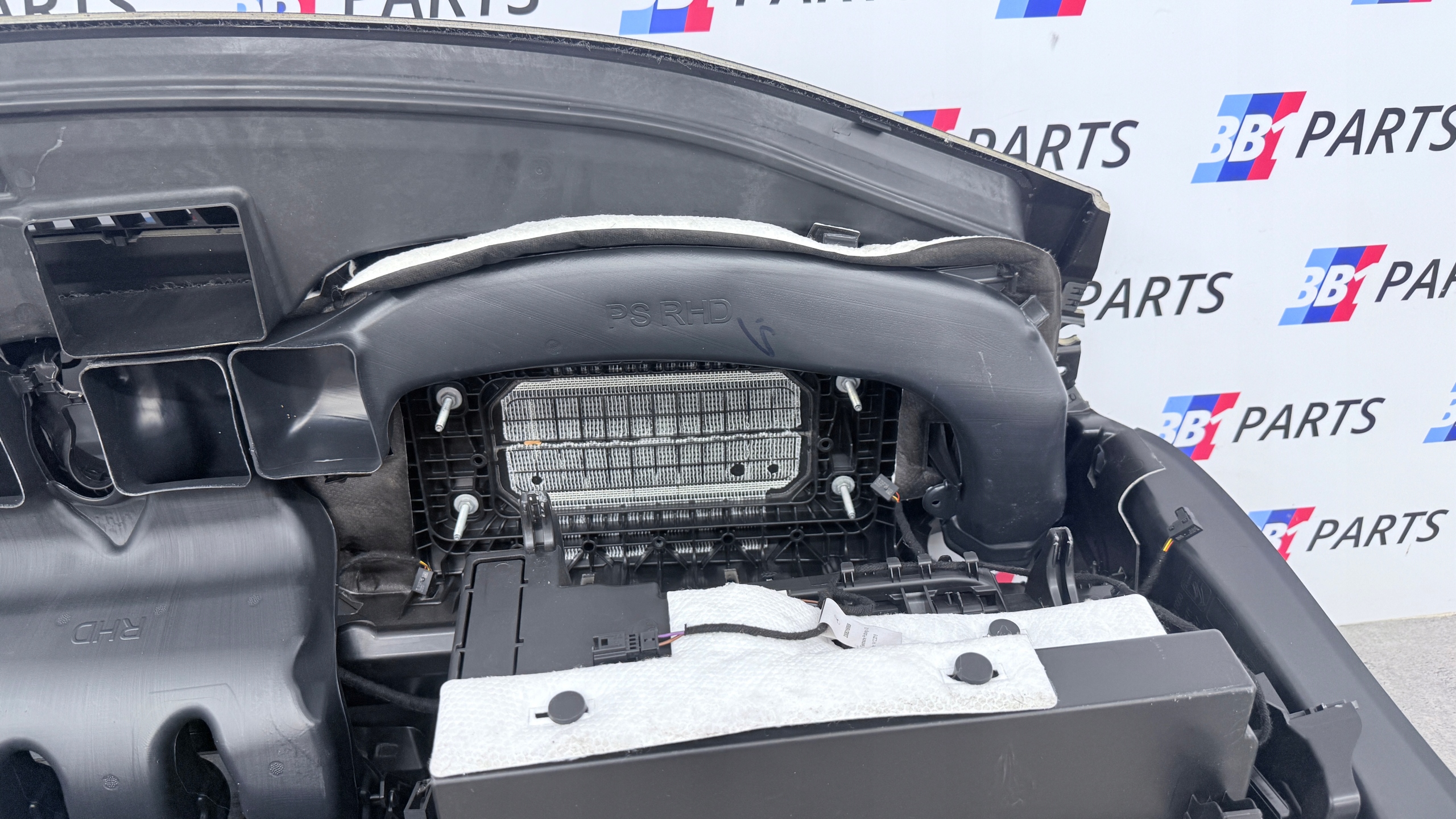 MERCEDES W177 A KLASA W118 CLA console dashboard instrument panel HEAD UP UK
