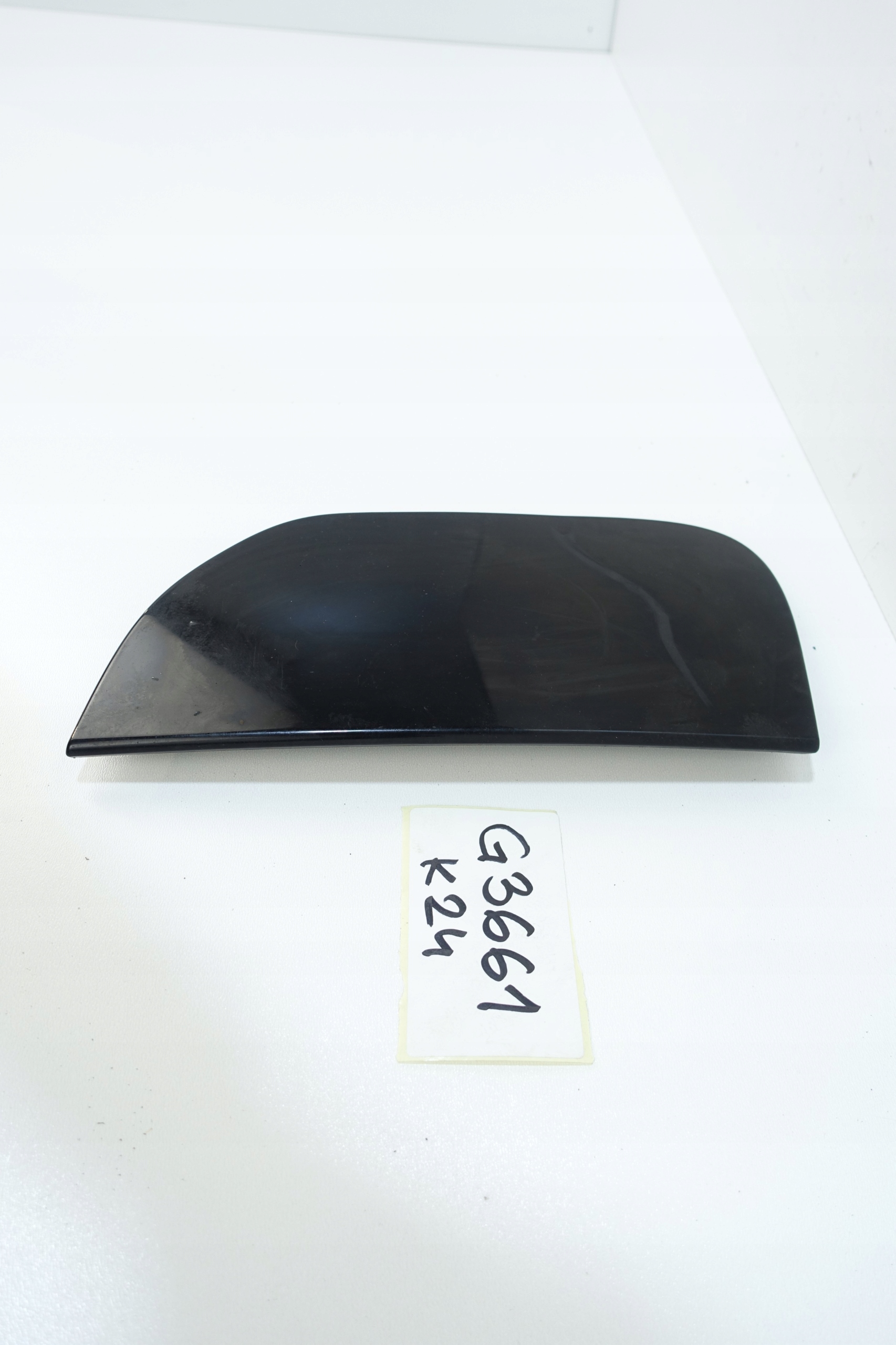RANG ROVER EVOQUE L551 2019- spoiler grid of a bumper right front K8D2-15A
