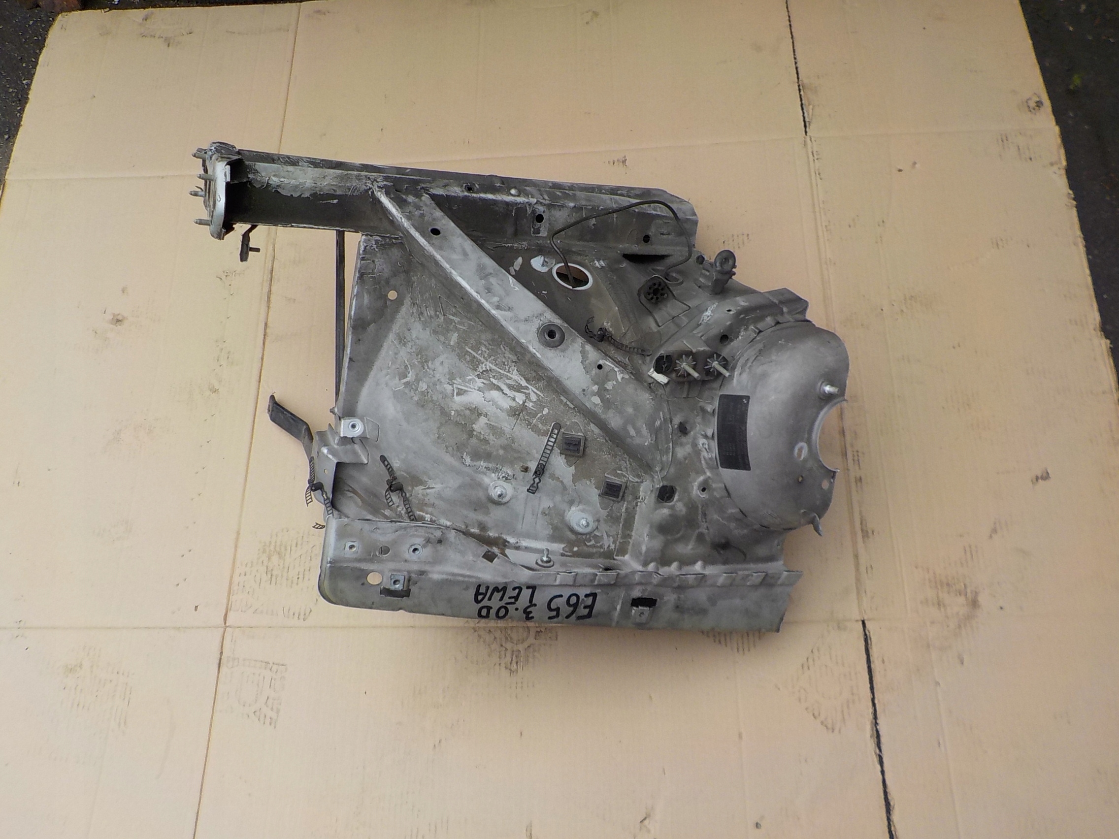 Лонжерон лева bmw e65 2004r