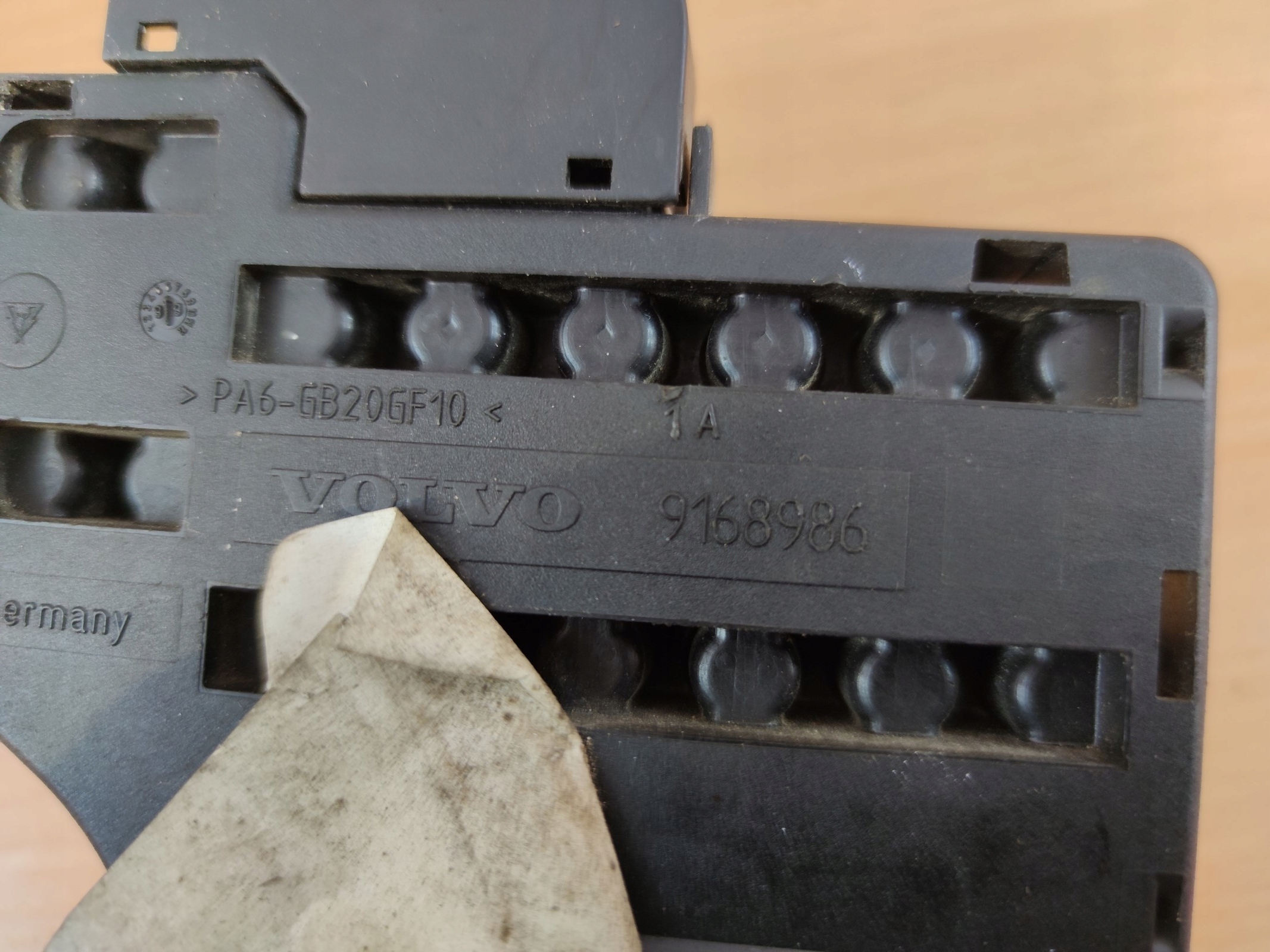 VOLVO S80 MODULE FUSIBLES BOÎTE 99-03 ROK