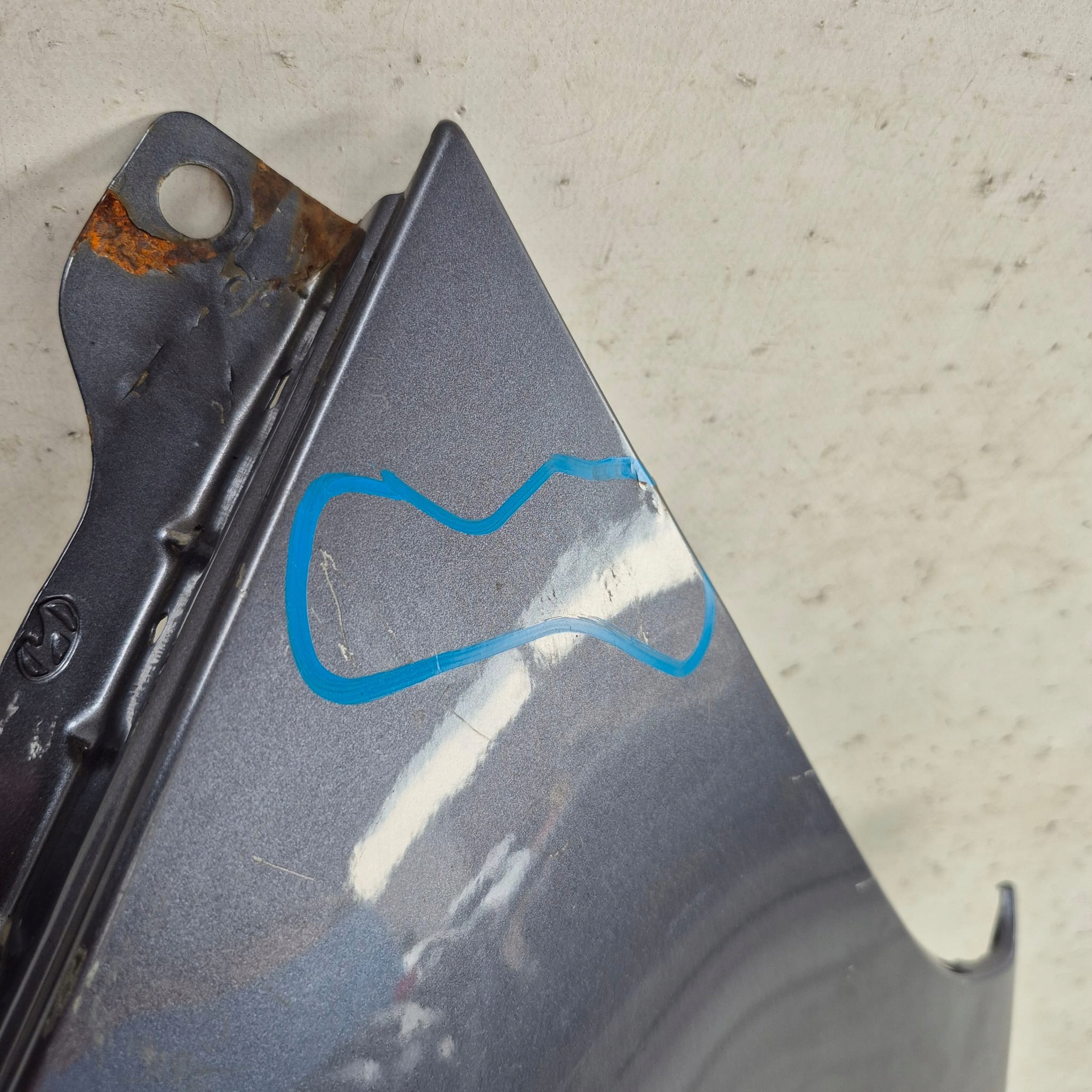 HYUNDAI I20 and 1 08-12 fender front front left