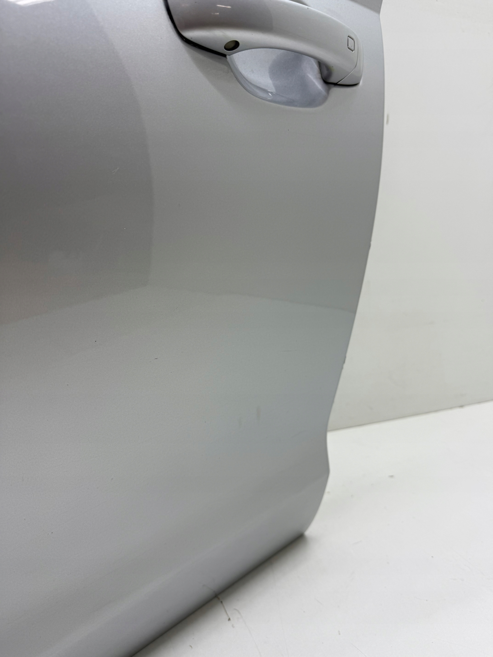 AUDI A6 S6 C7 door driver´s left front LX7W silver