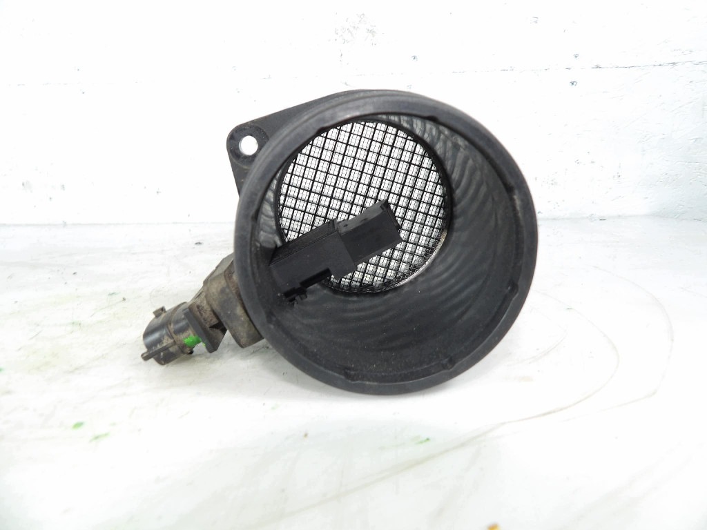 VOLVO S70 V70 III 2.4D flow meter 0281002730
