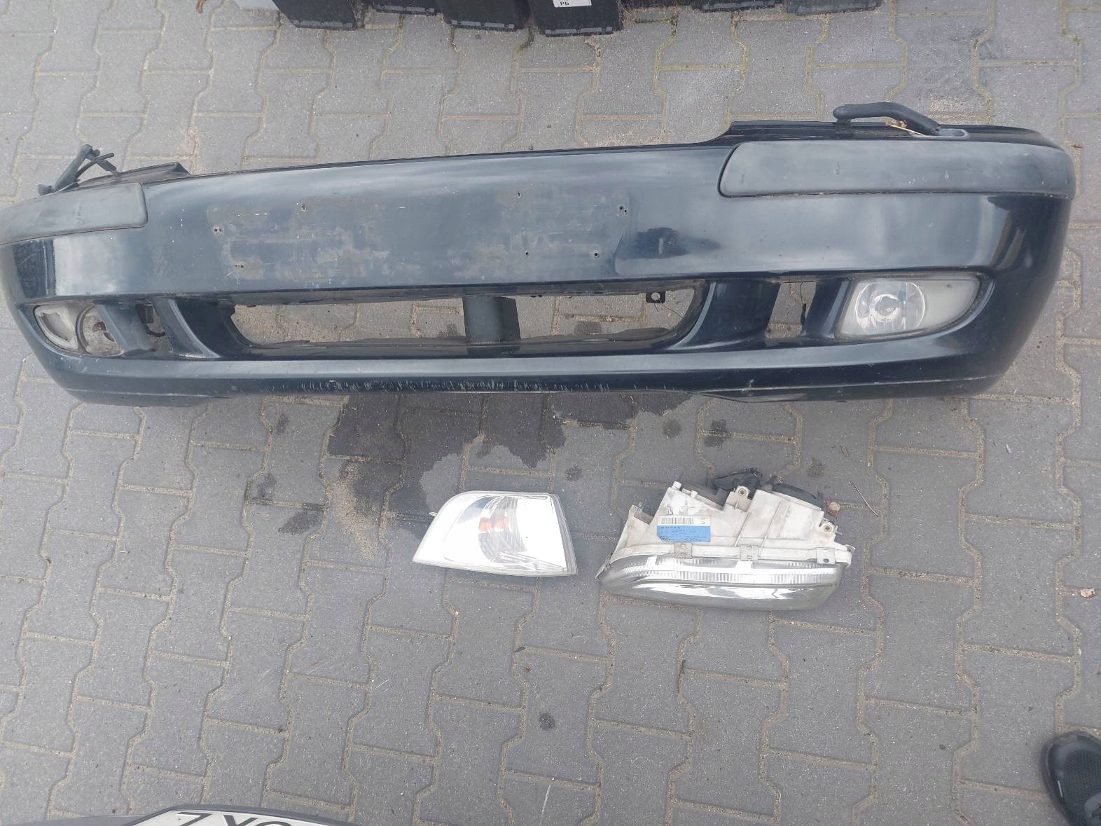 ZDDERZAK front + light + indicator VOLVO V40 and LIFT 332-22