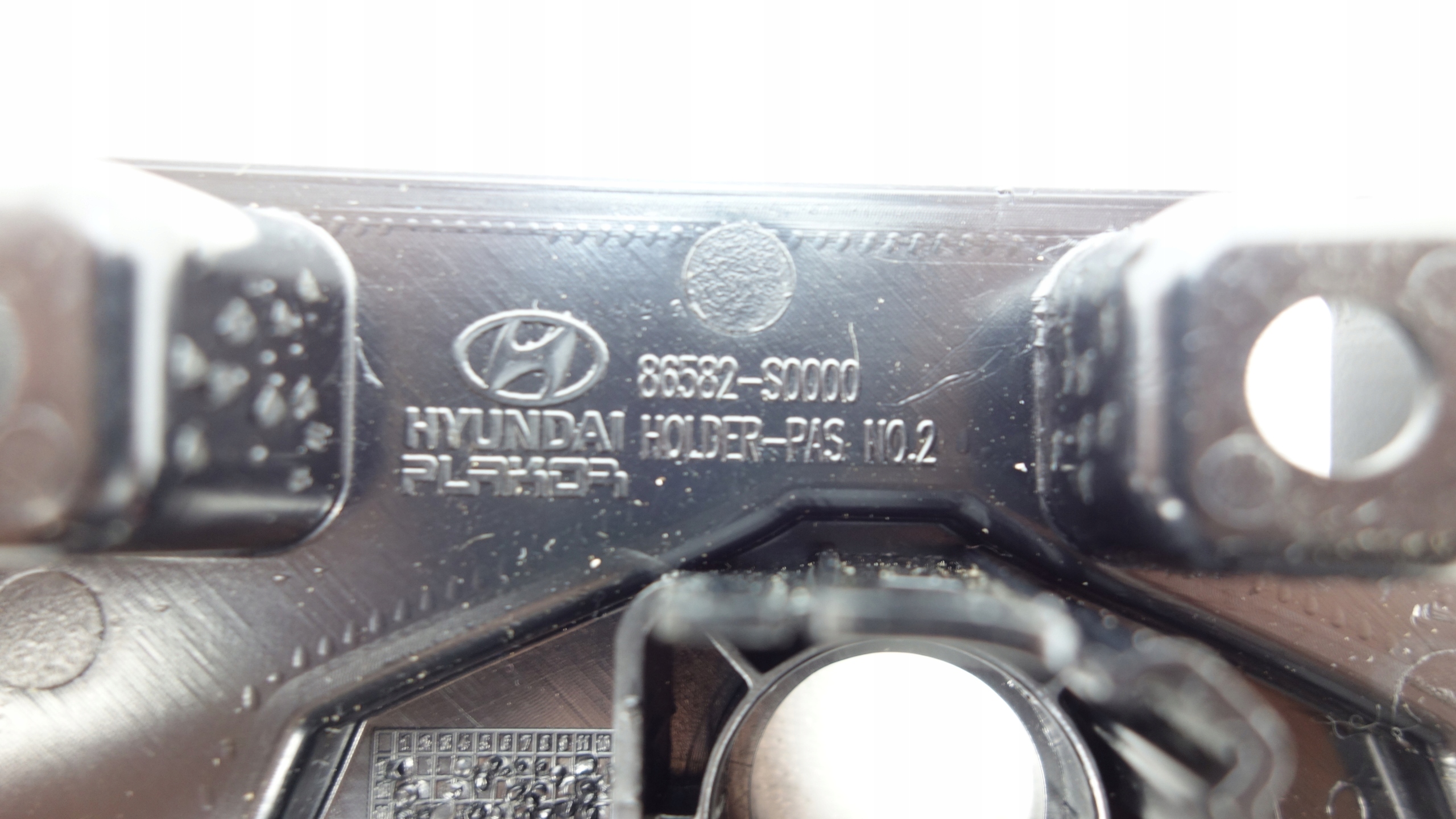 HYUNDAI I30 III 2017- KOSZYK holder of the sensor PDC front 86582-S0000
