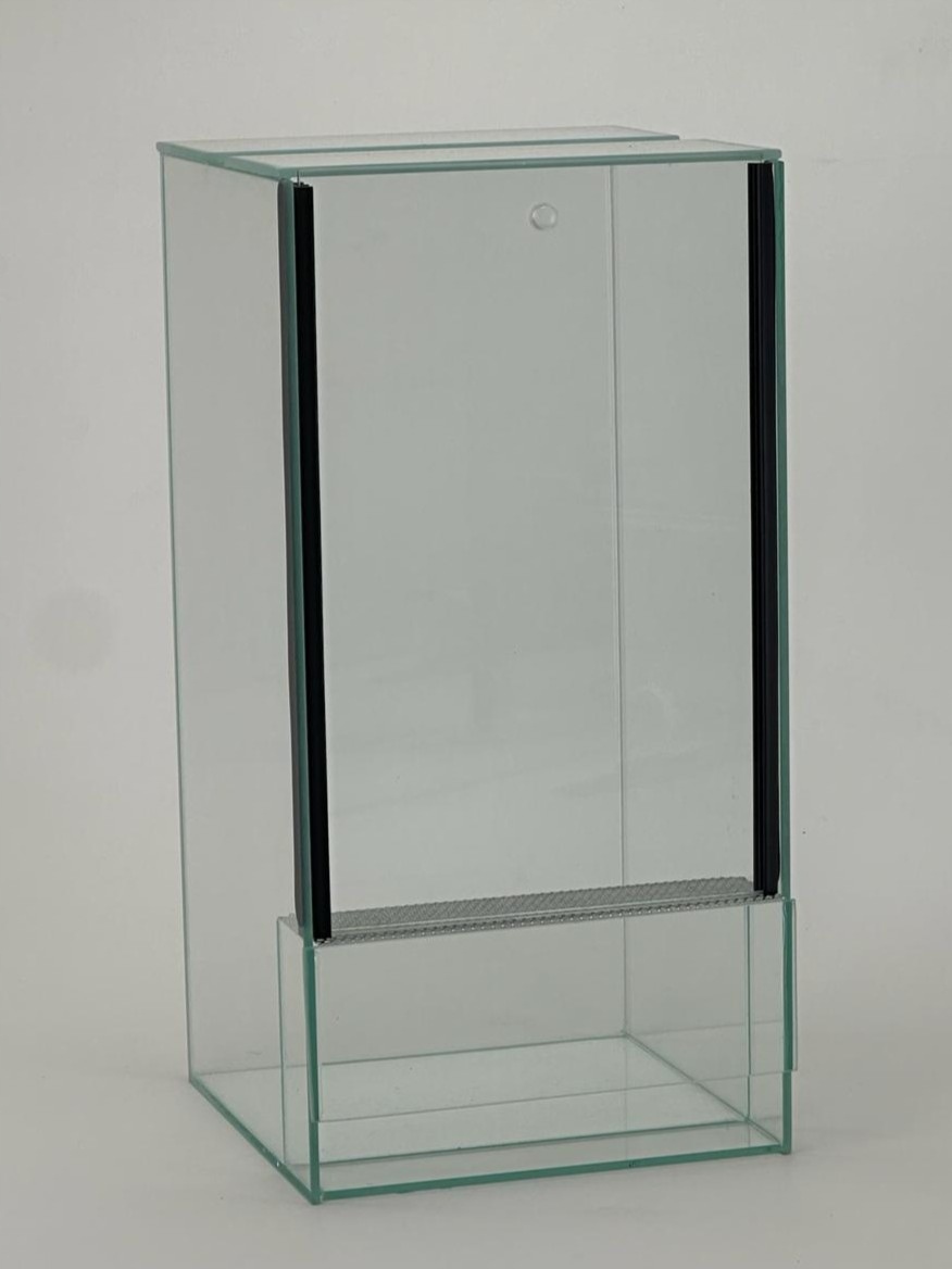 Skleněné terárium s ventilací 20x20x40 posuvné dveře, 16 l