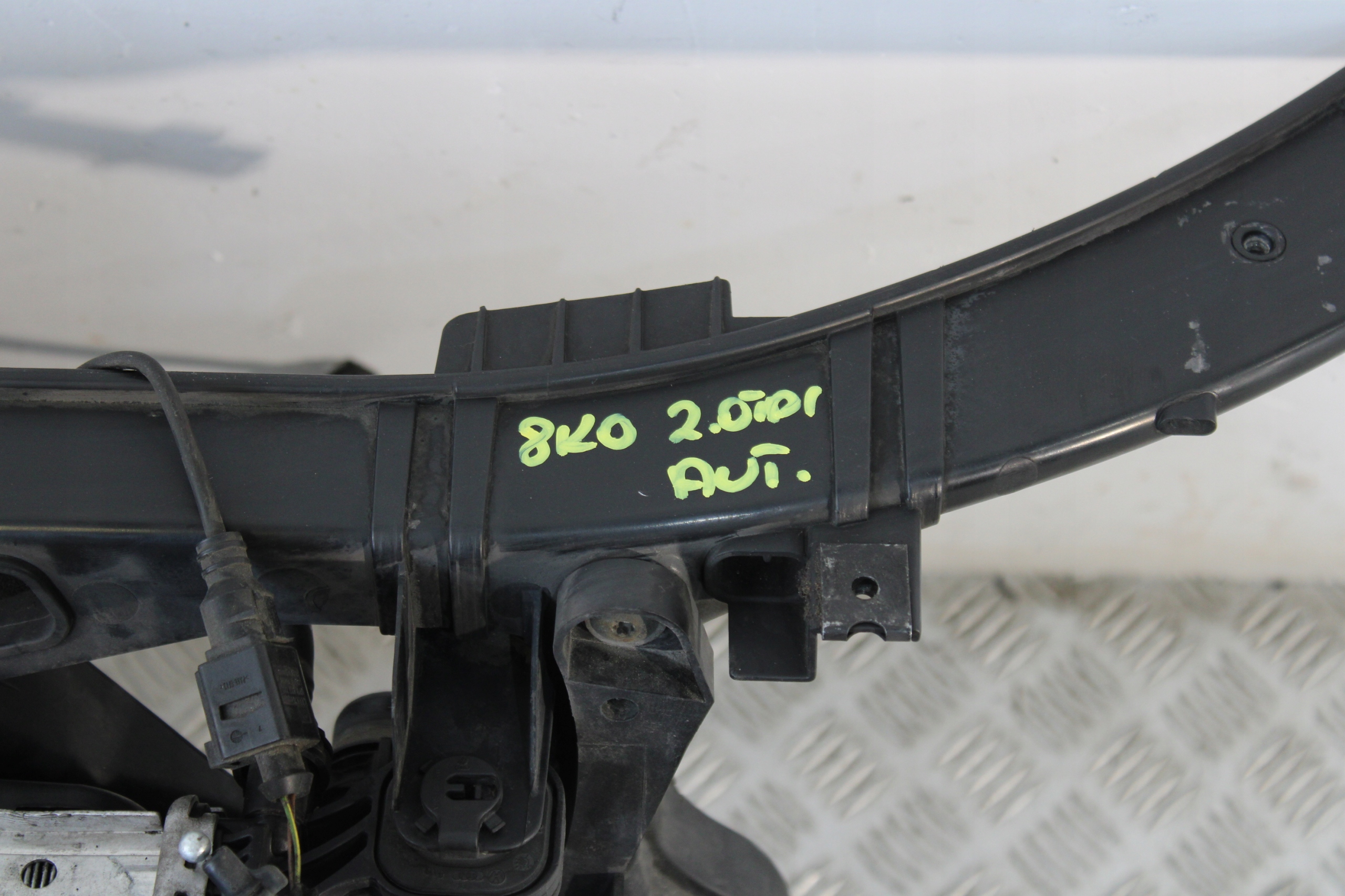 support panel for radiators radiator pillar AUDI A4 8K0 8K9 B8 2,0 TDI
